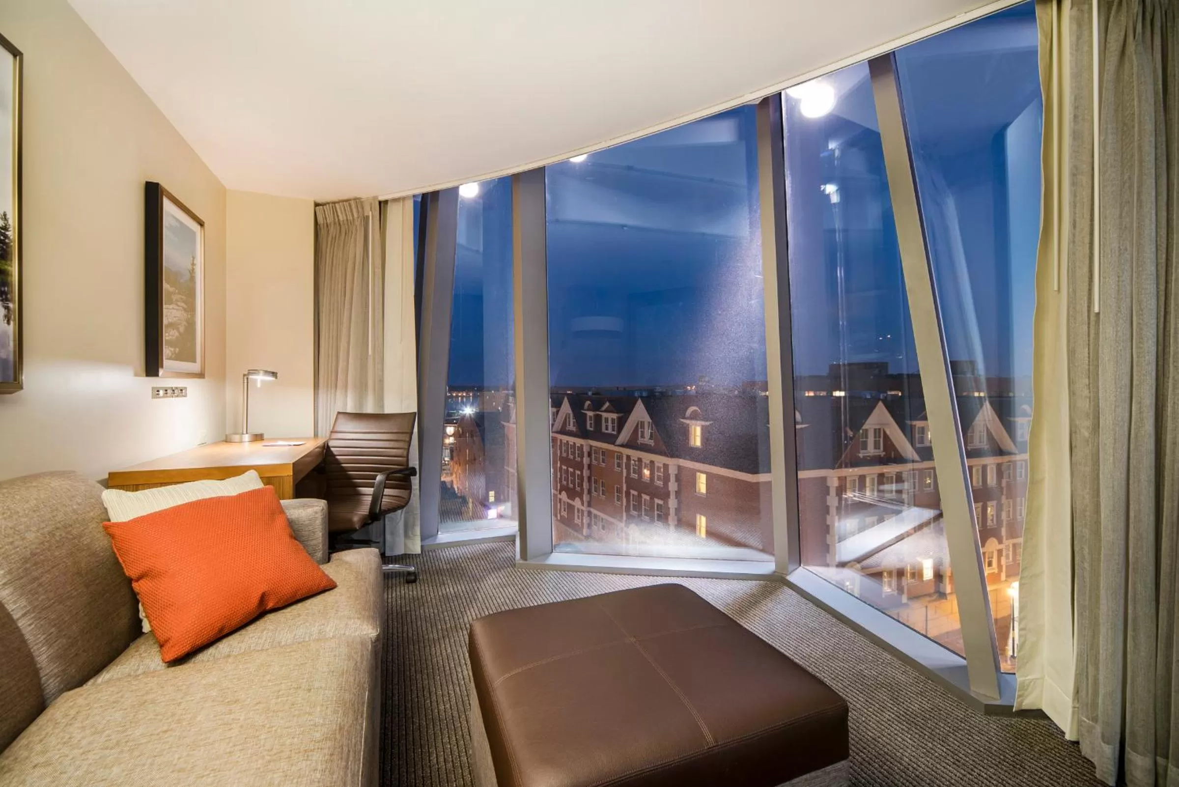 Living room in Hyatt Place Portland Downtown - Old Port Square