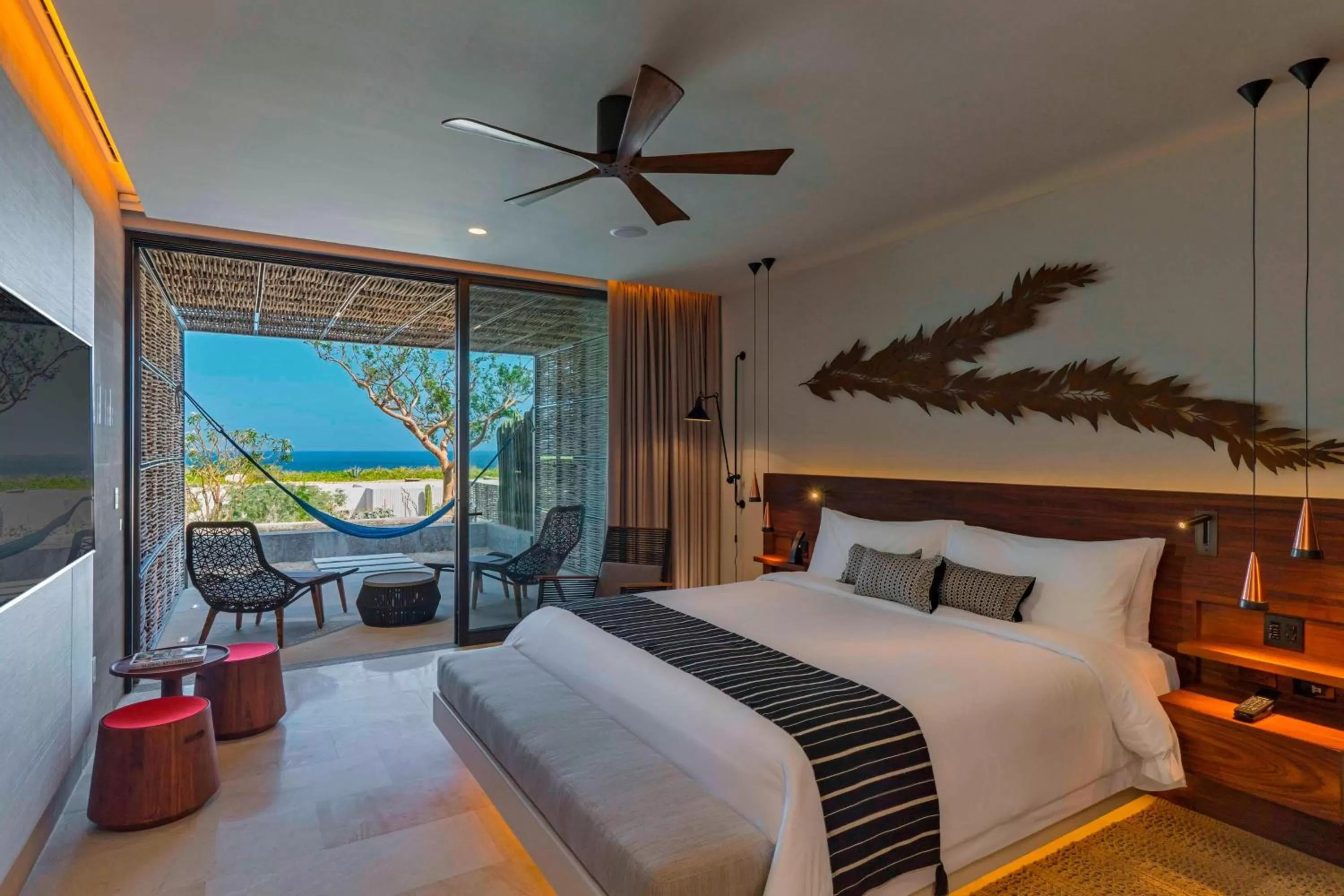 Swimming pool, Bed in Solaz, a Luxury Collection Resort, Los Cabos