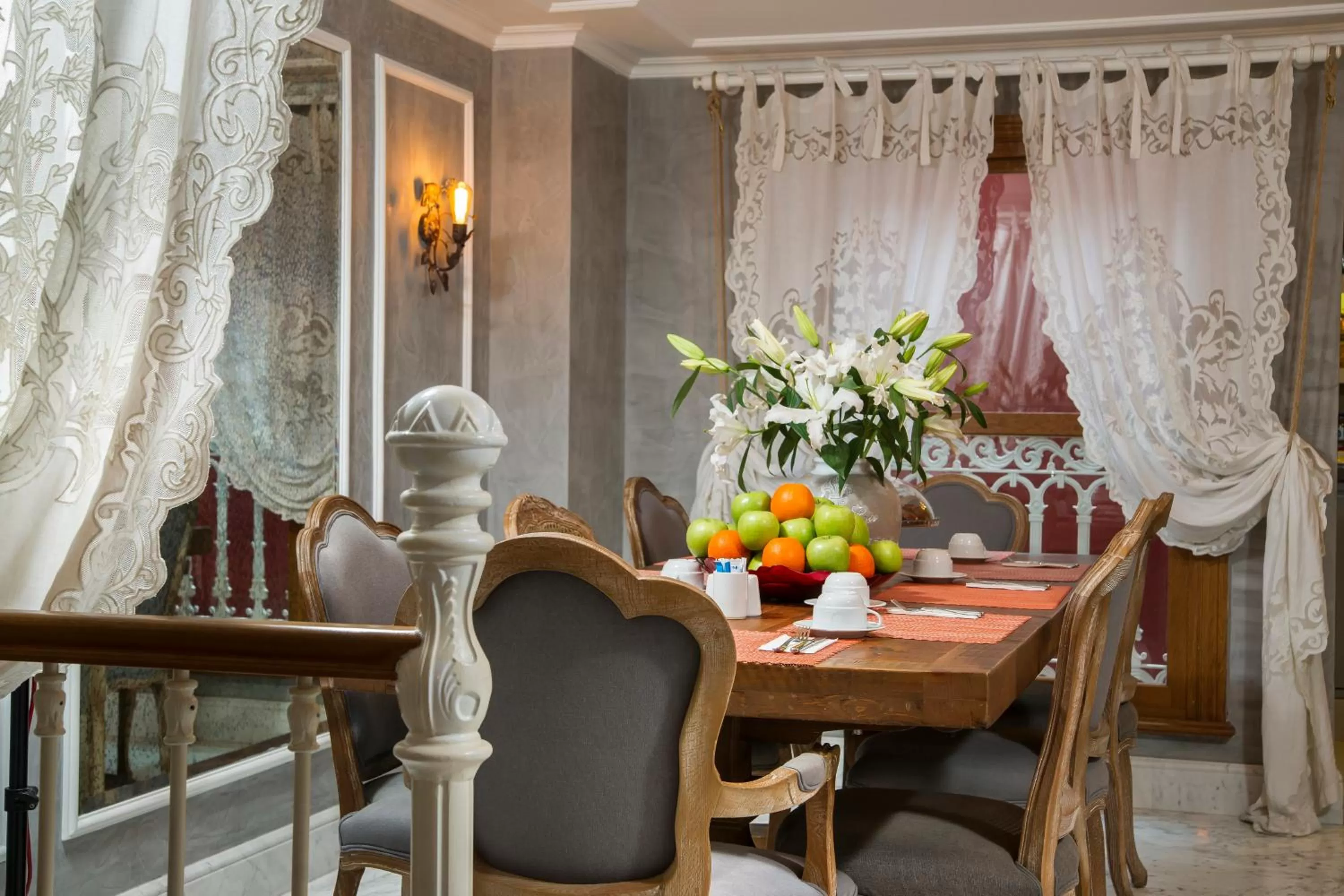 Restaurant/places to eat in Amofta Hotel Taksim