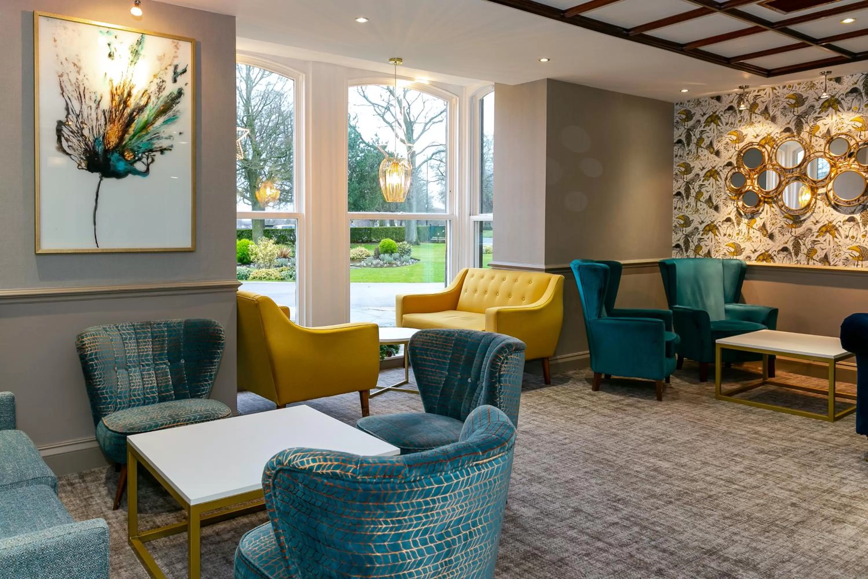 Lounge or bar in Cedar Court Hotel Harrogate