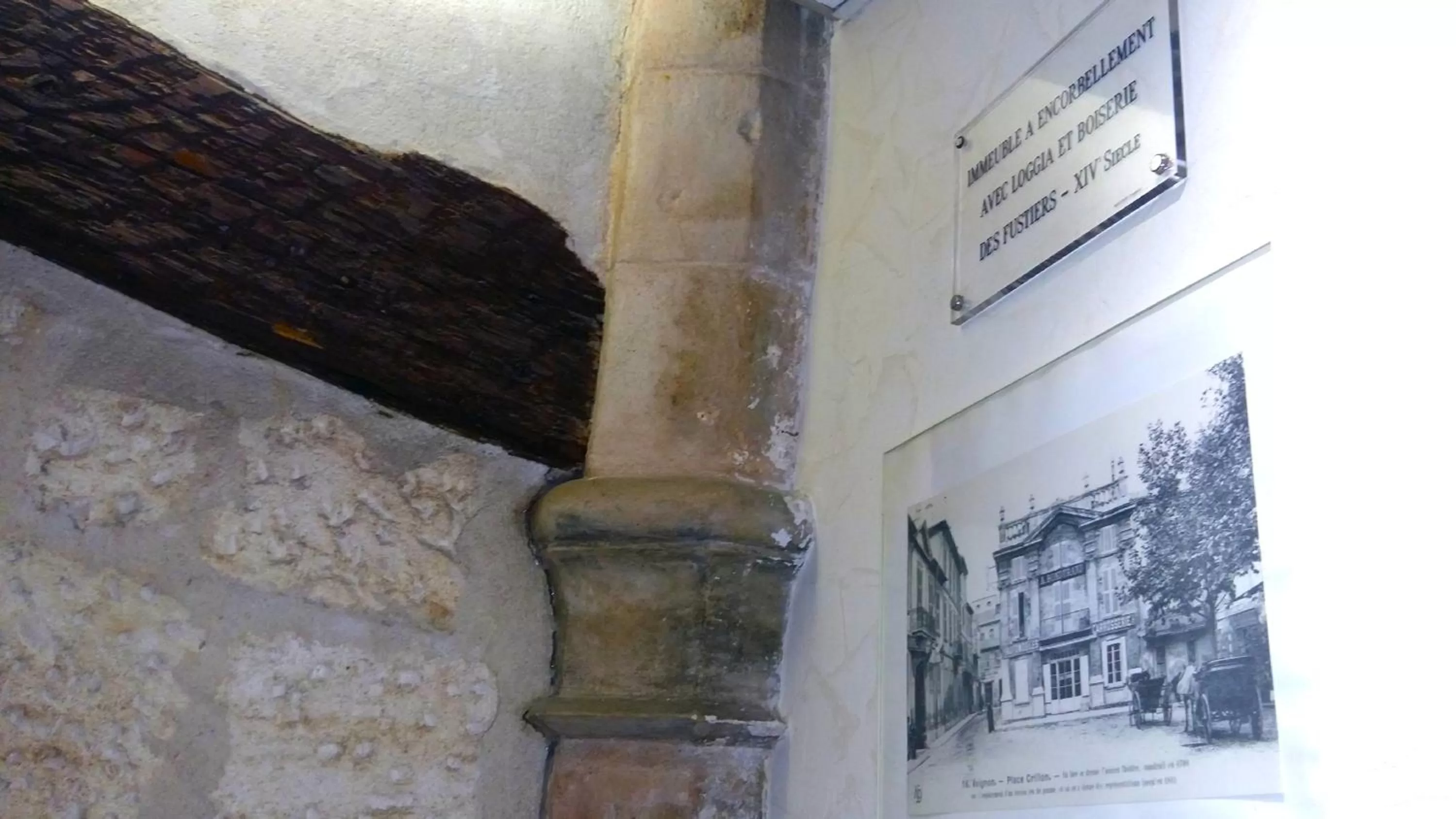 Decorative detail in Hotel Mignon