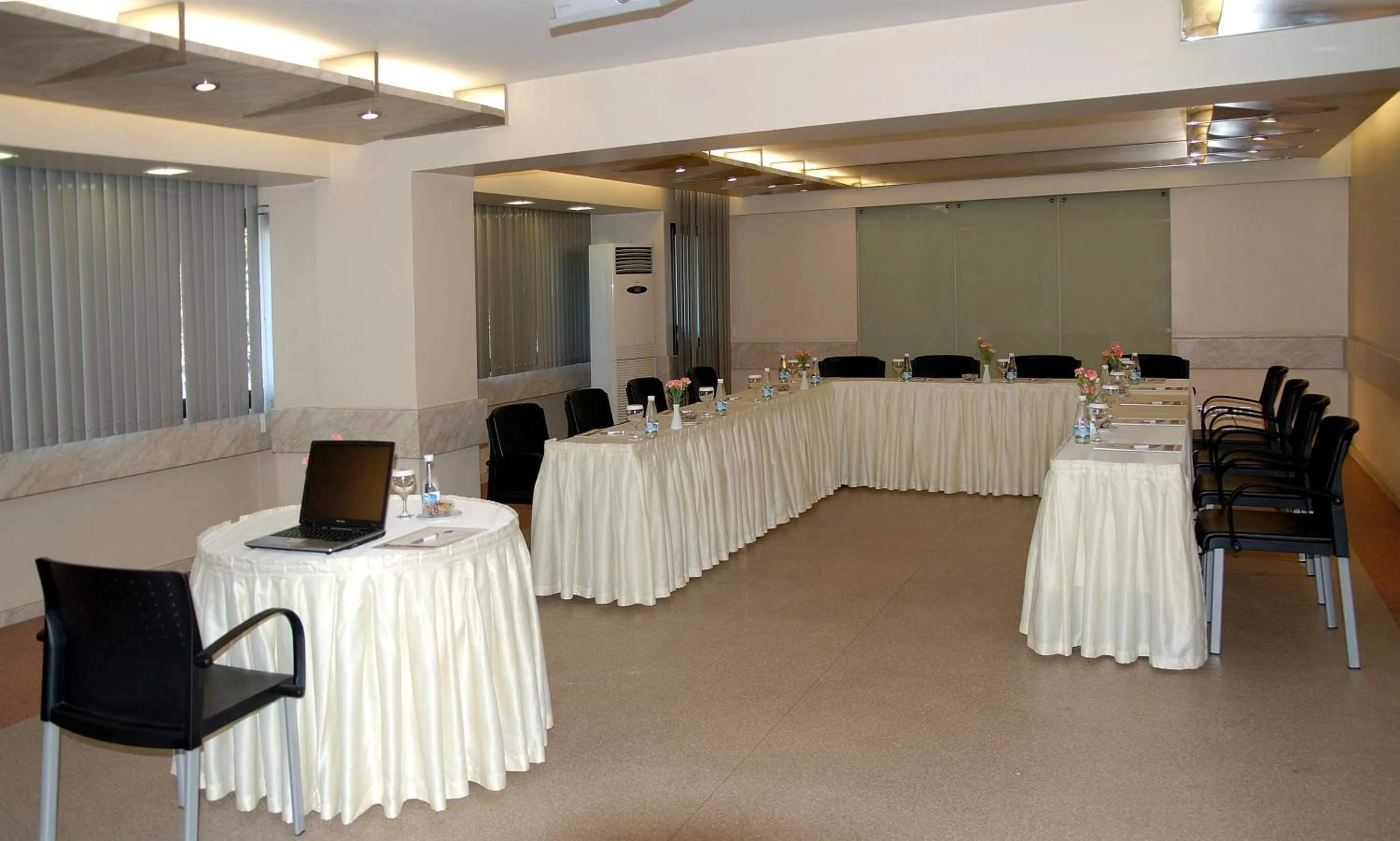Business facilities in Kaya Prestige Oteli