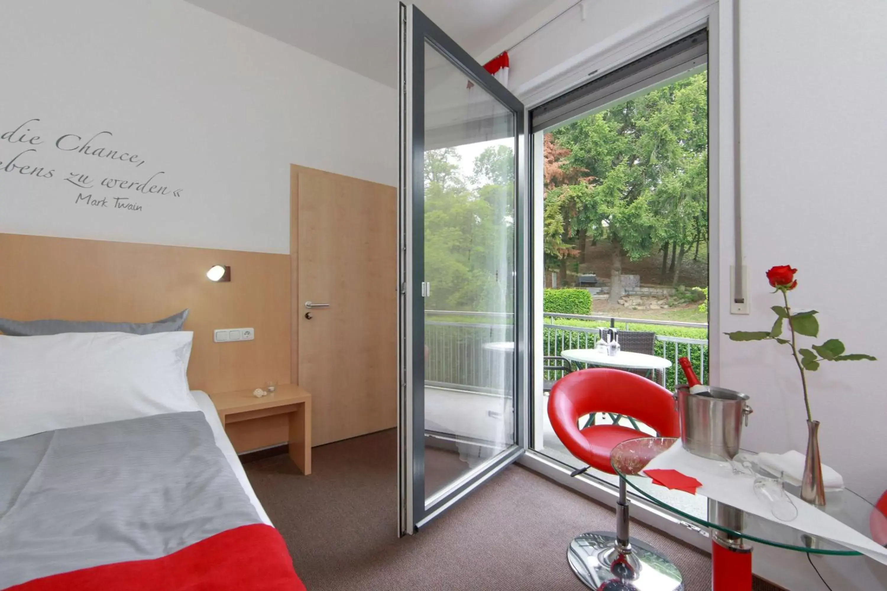 Comfort Twin Room - single occupancy in Aalener Römerhotel aWL Comfort Twin Room - single occupancy in Aalener Römerhotel aWL