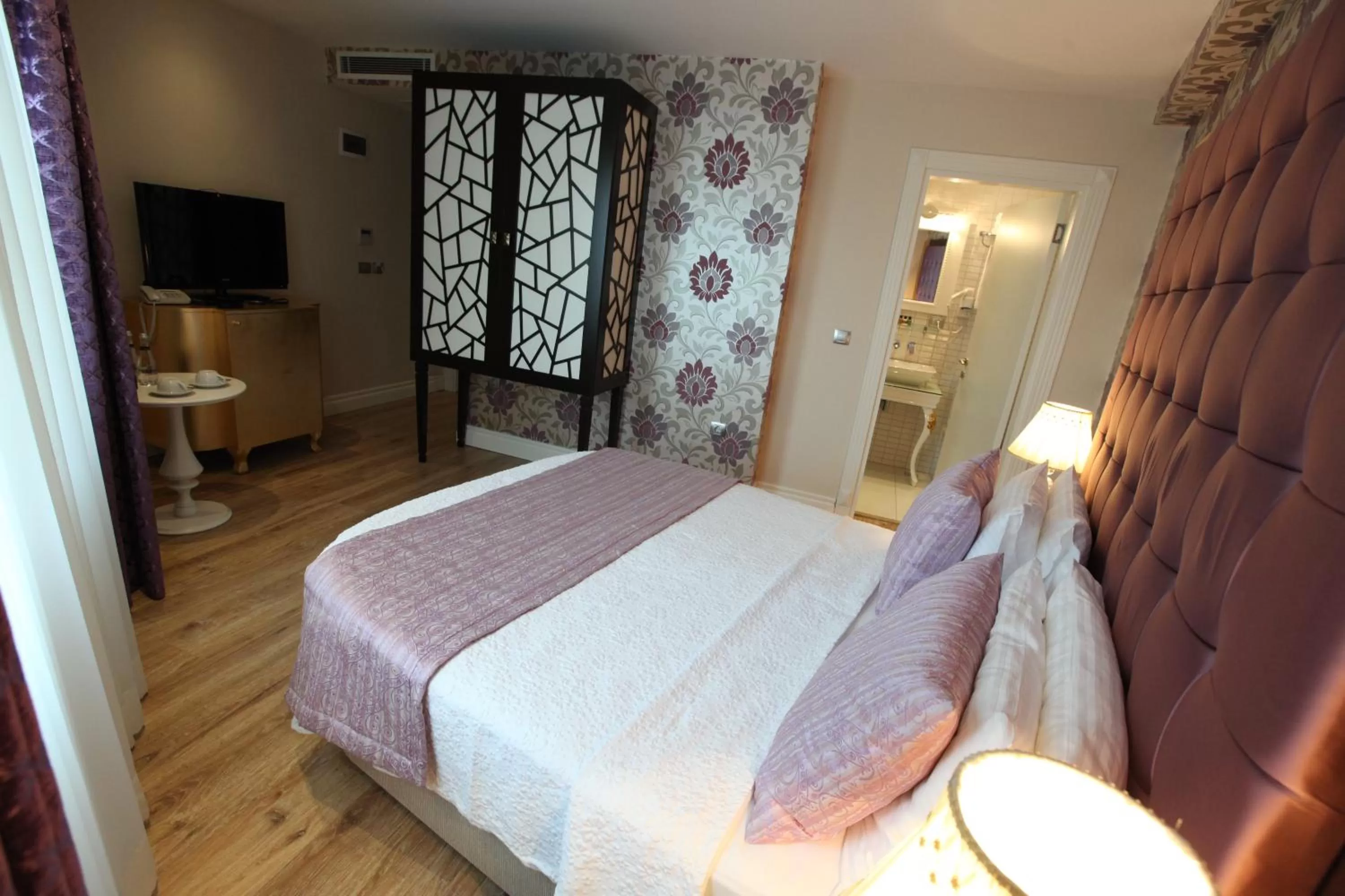 Photo of the whole room, Bed in Katelya Hotel