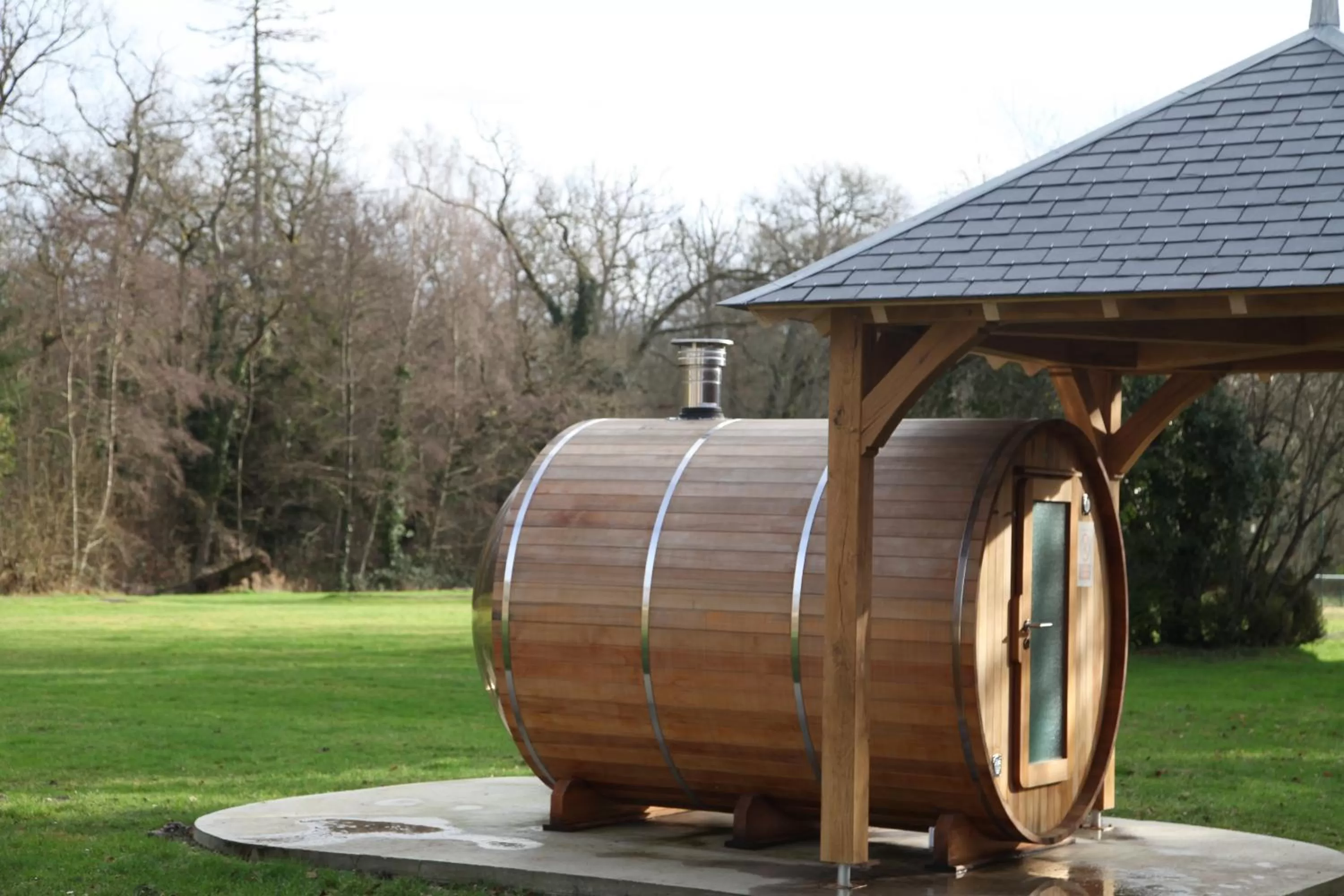 Sauna in Hostellerie Du Château Les Muids