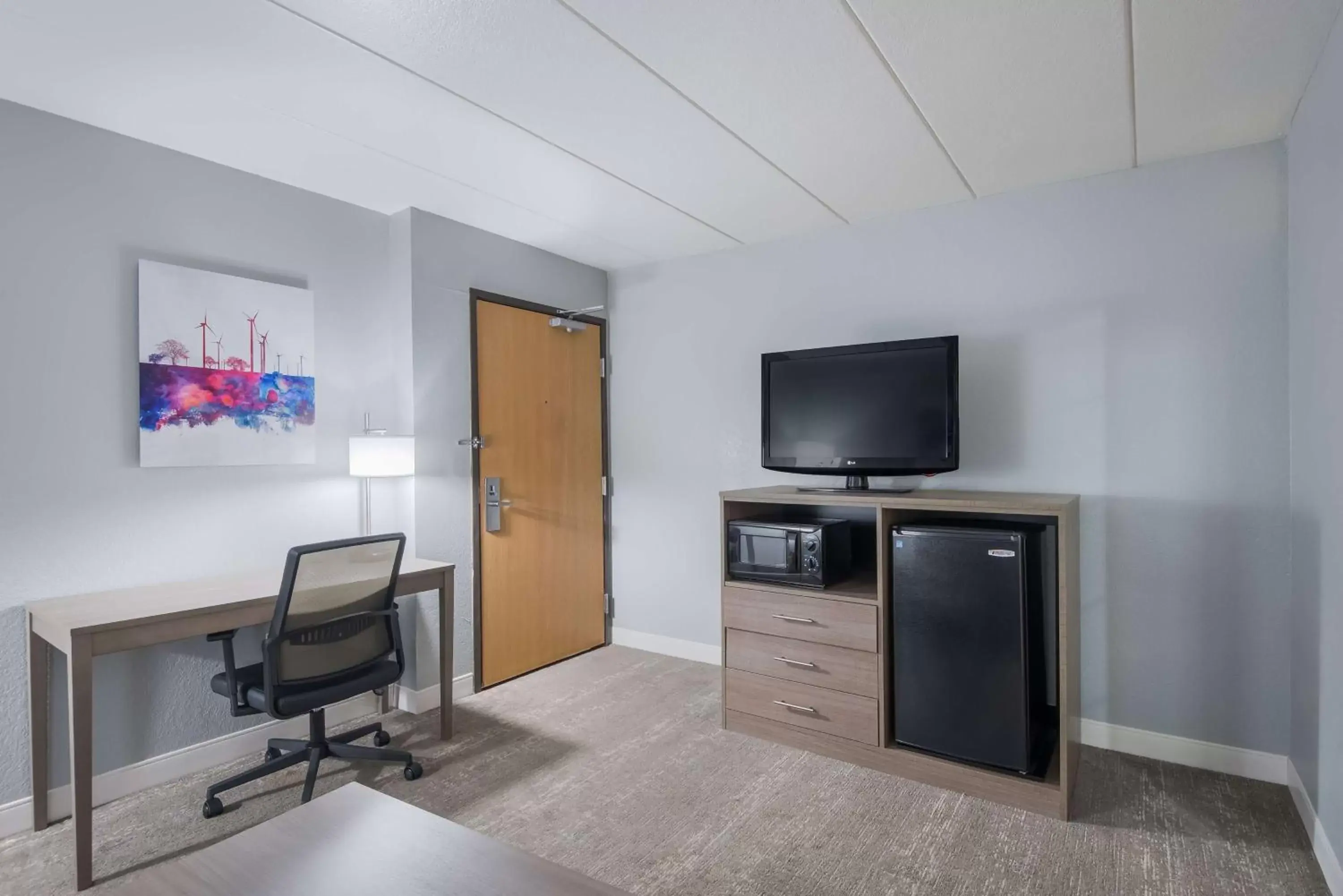 Large King Suite with Sofa Bed in Best Western Fort Wayne I-69 North Large King Suite with Sofa Bed in Best Western Fort Wayne I-69 North