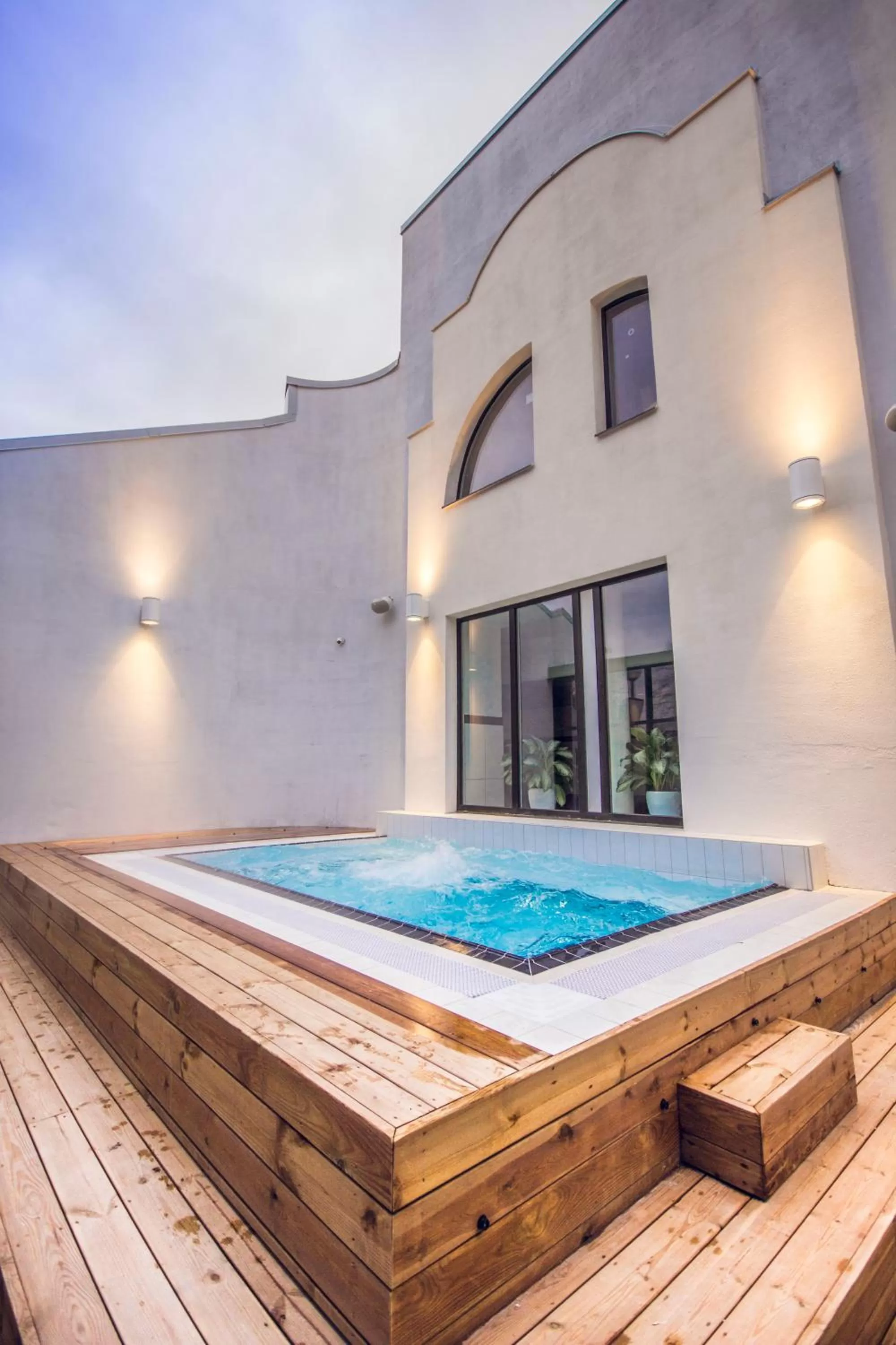 Swimming pool in Braavo Spa Hotel