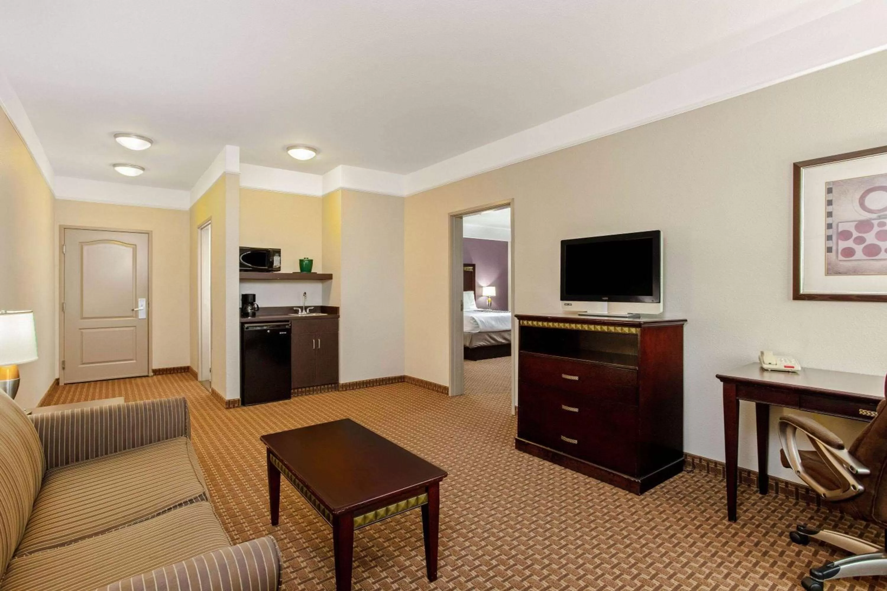 Bed in La Quinta by Wyndham Cleburne