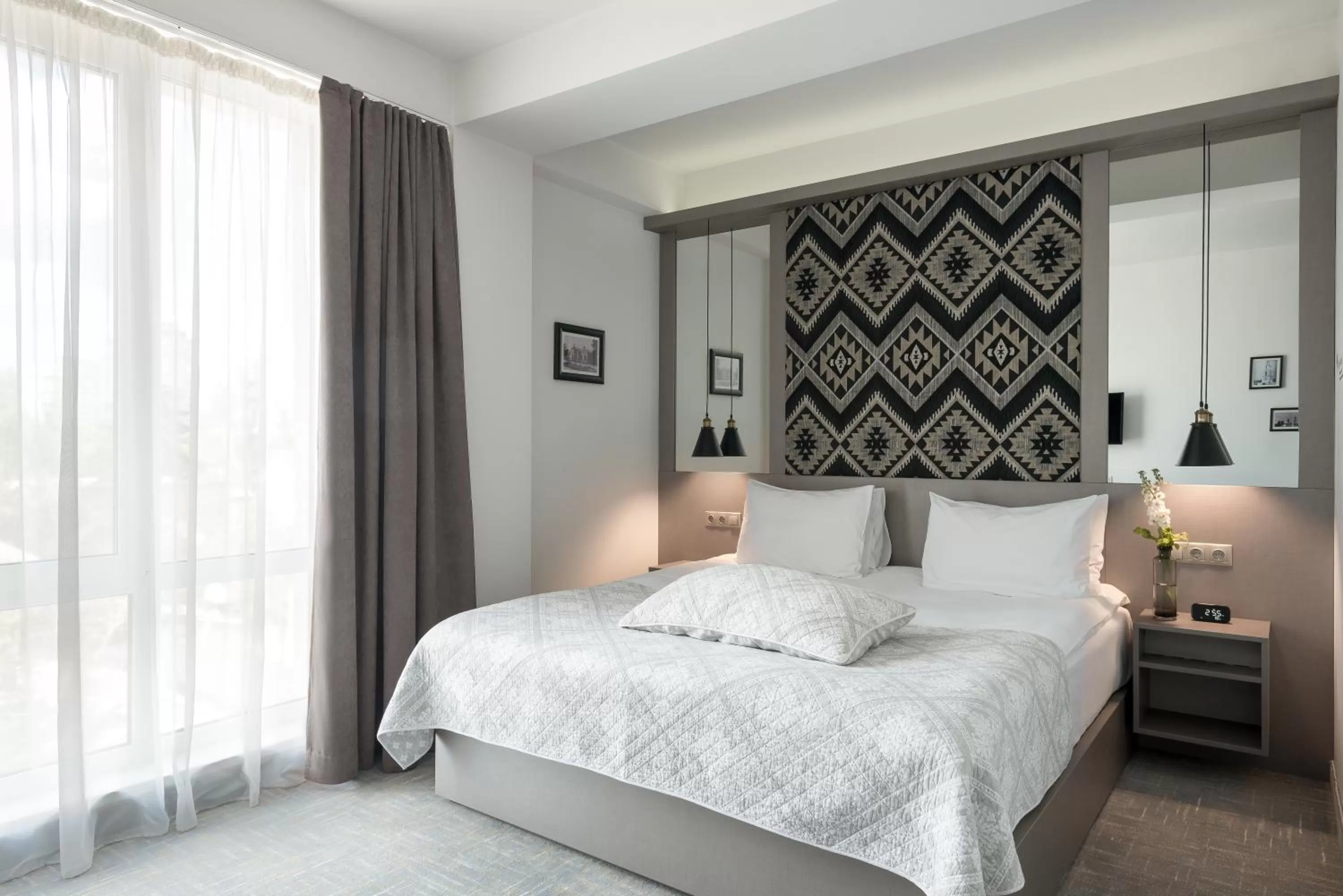 Bed in Thomas Albert Hotel