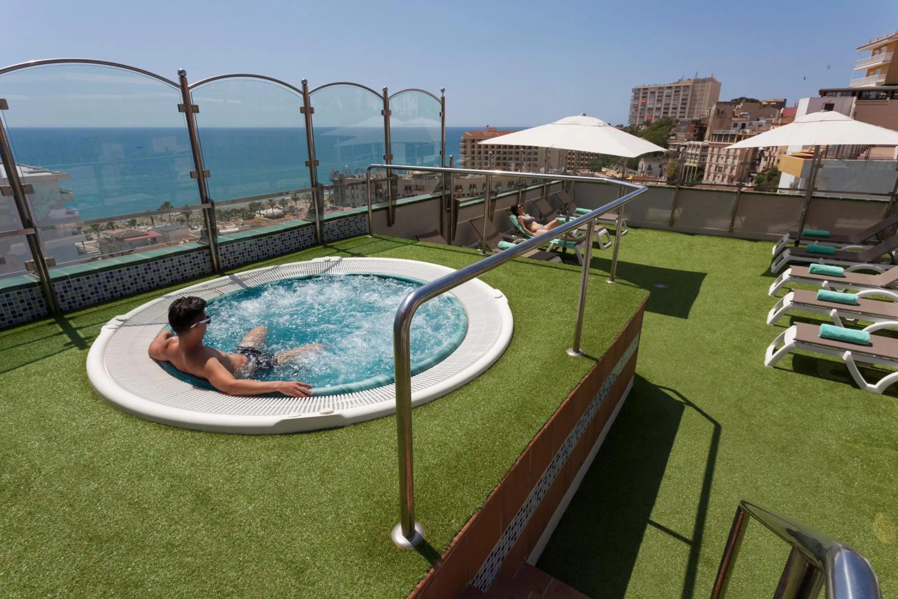 Hot Tub in Fénix Torremolinos - Adults Only Recommended