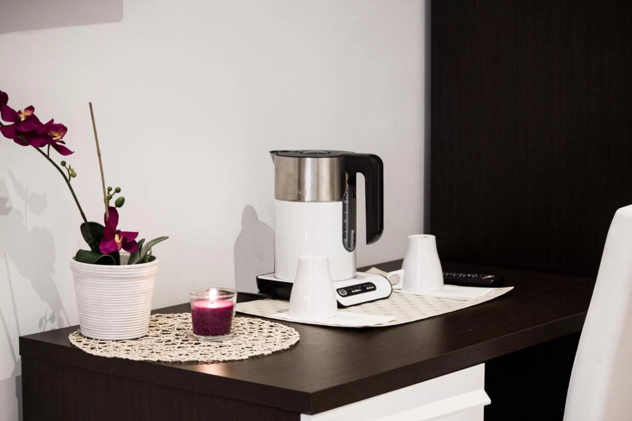 Coffee/tea facilities in Stardust Rome Guest House