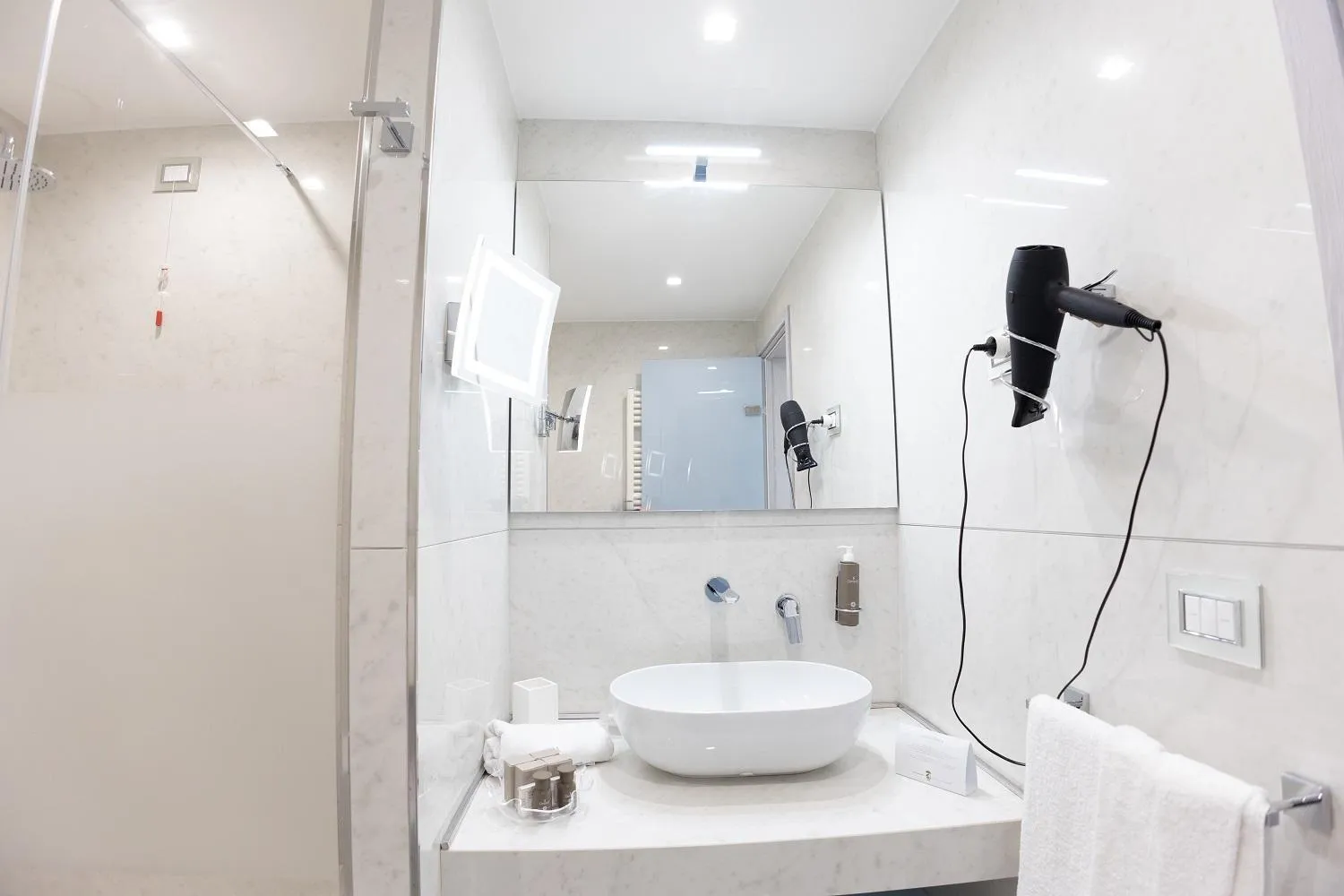 Toilet in Grand Hotel Costa Brada