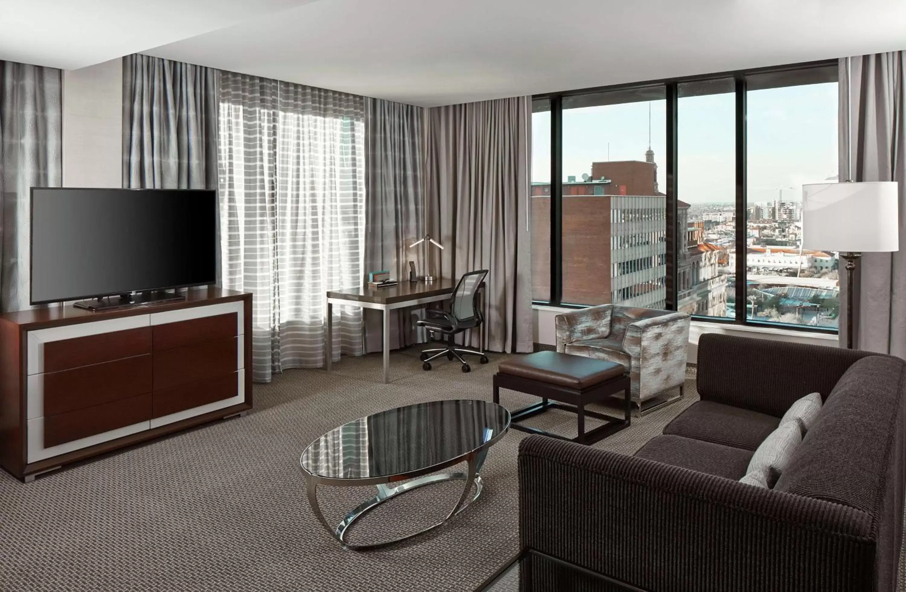 One-Bedroom King Suite with Sofa Bed in Hilton Garden Inn Phoenix Downtown One-Bedroom King Suite with Sofa Bed in Hilton Garden Inn Phoenix Downtown