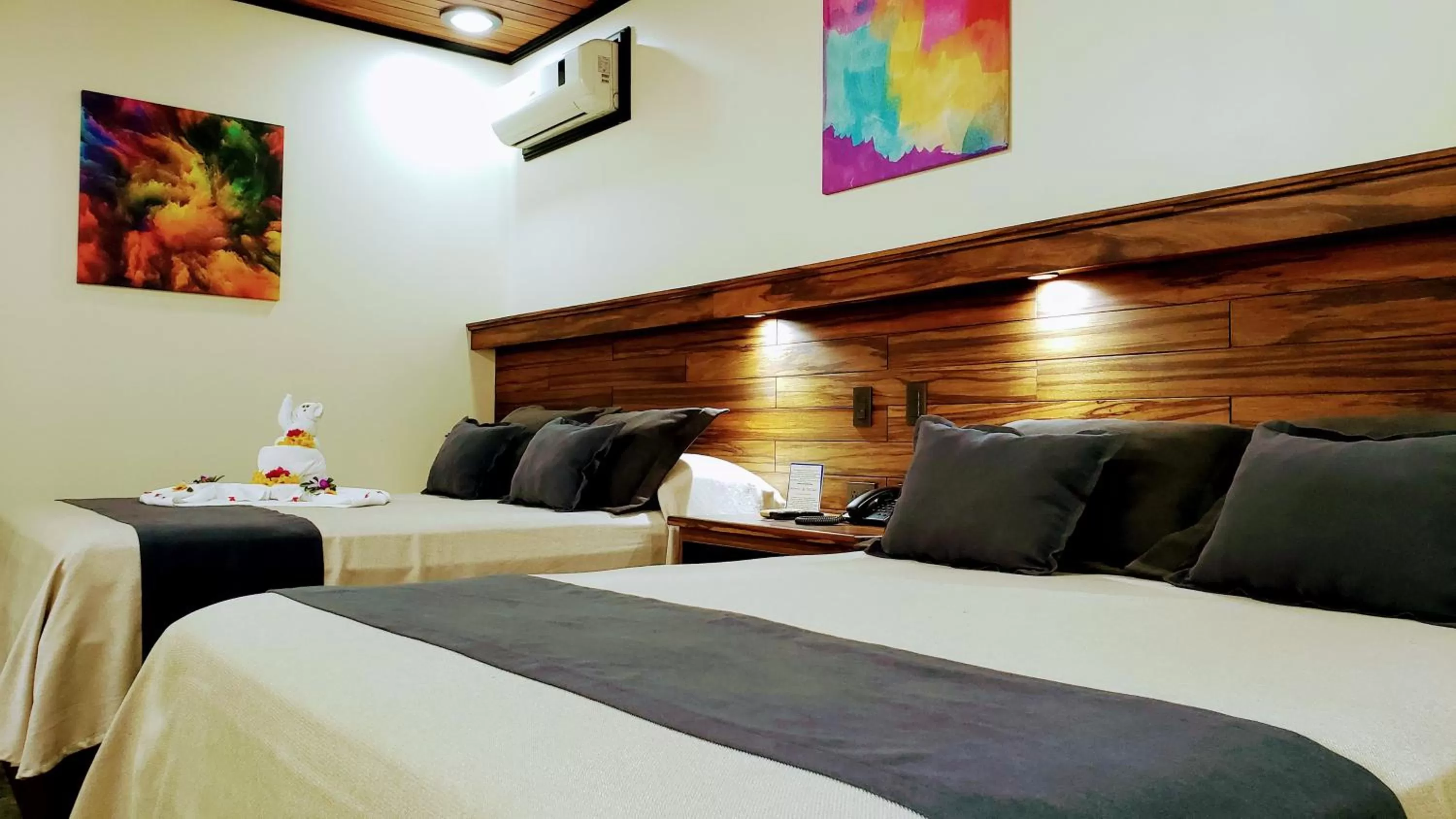 Bed in Volcano Lodge, Hotel & Thermal Experience