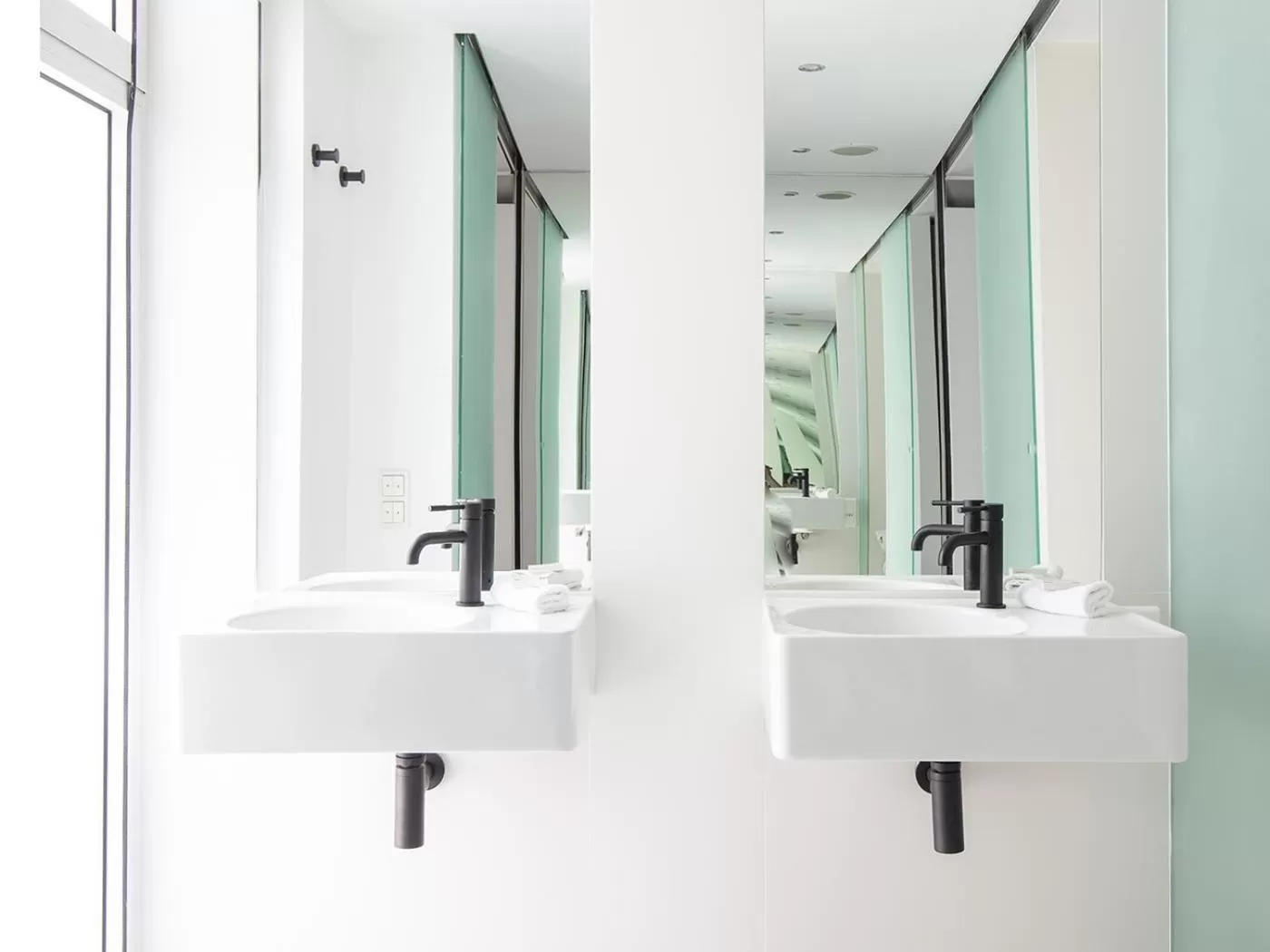 Bathroom in Periscope