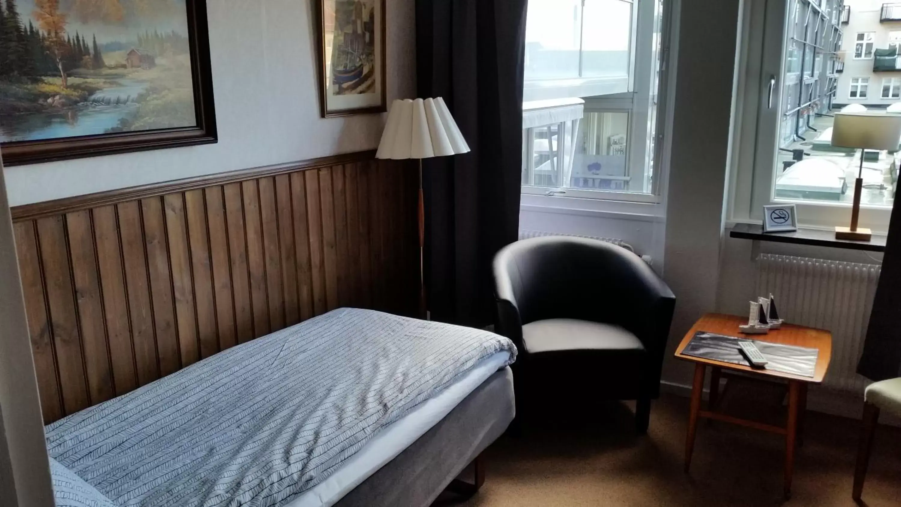 Single Room with Shared Shower - single occupancy in Hotell Bode Single Room with Shared Shower - single occupancy in Hotell Bode