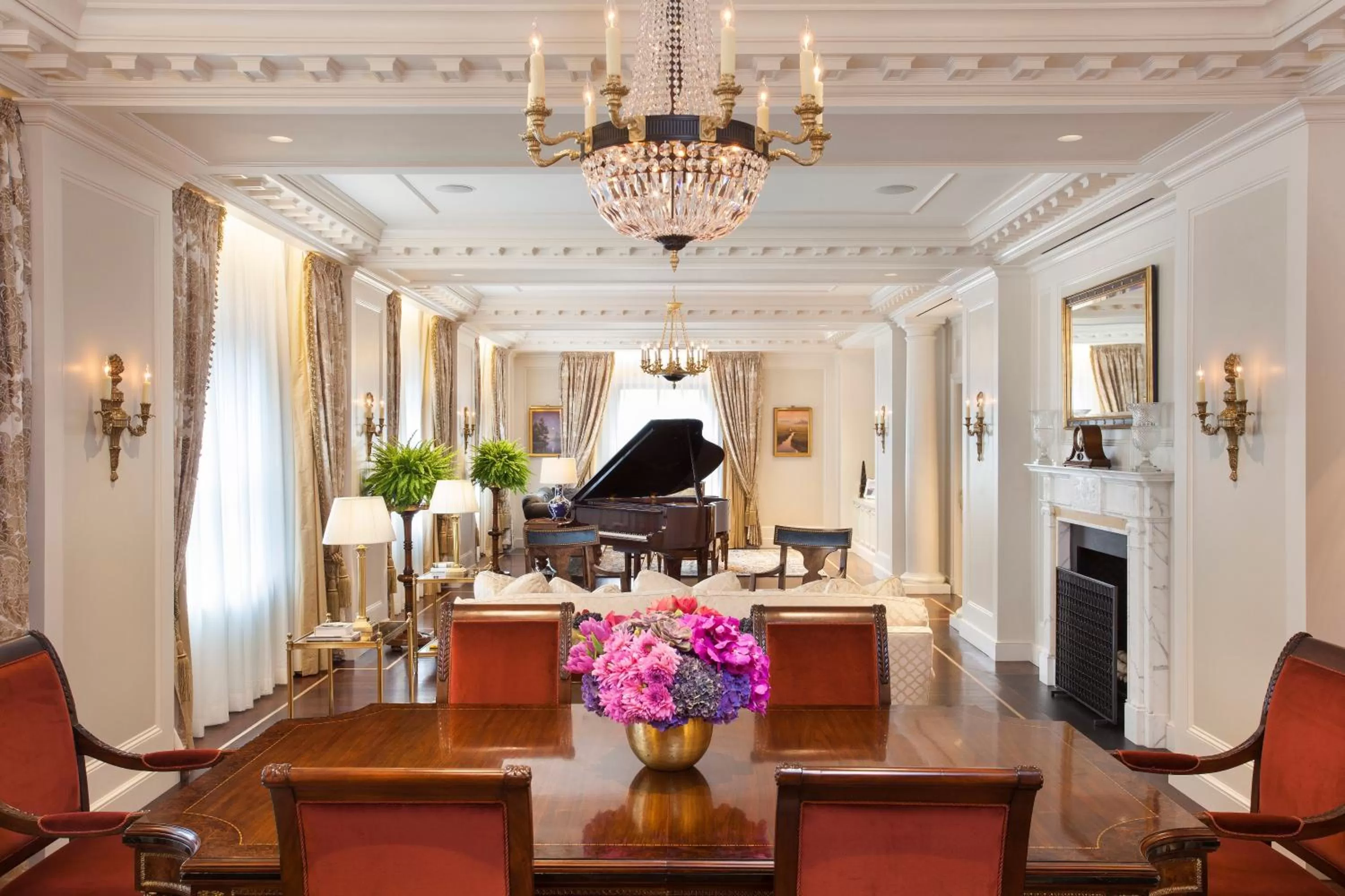 Photo of the whole room in InterContinental New York Barclay Hotel by IHG