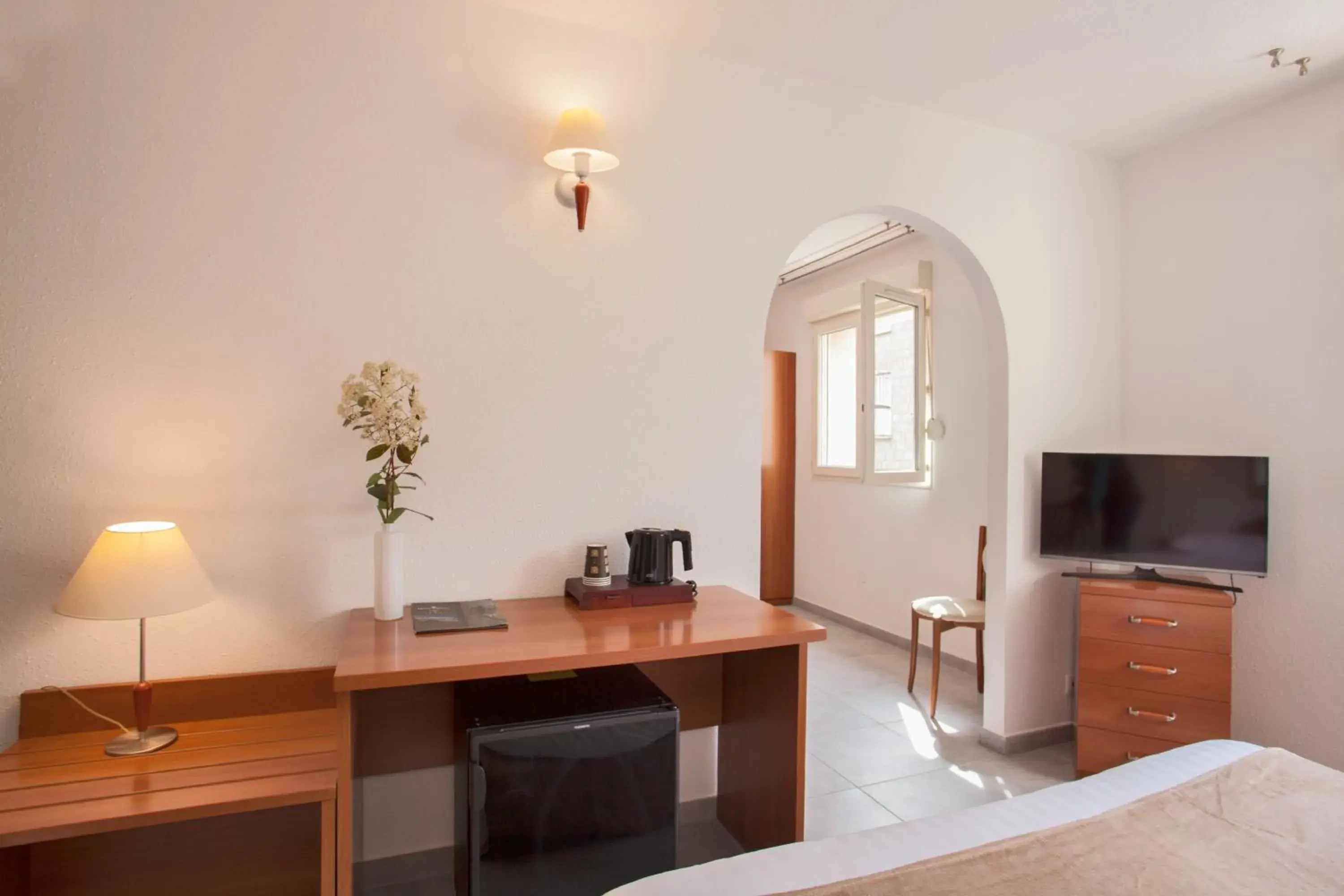 Quadruple Room with Street View in Le Neptune & Spa Quadruple Room with Street View in Le Neptune & Spa