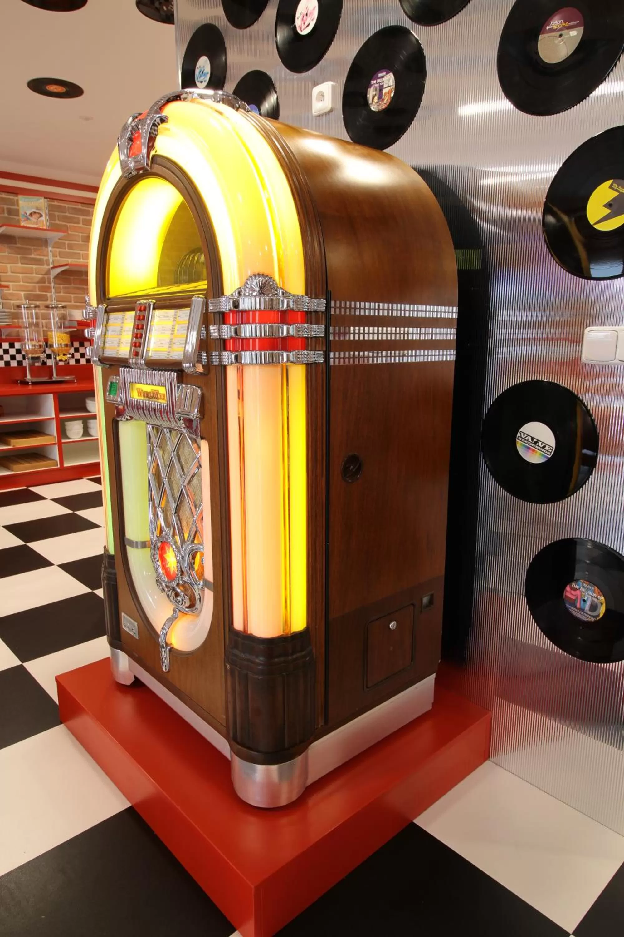Jukebox Hotel