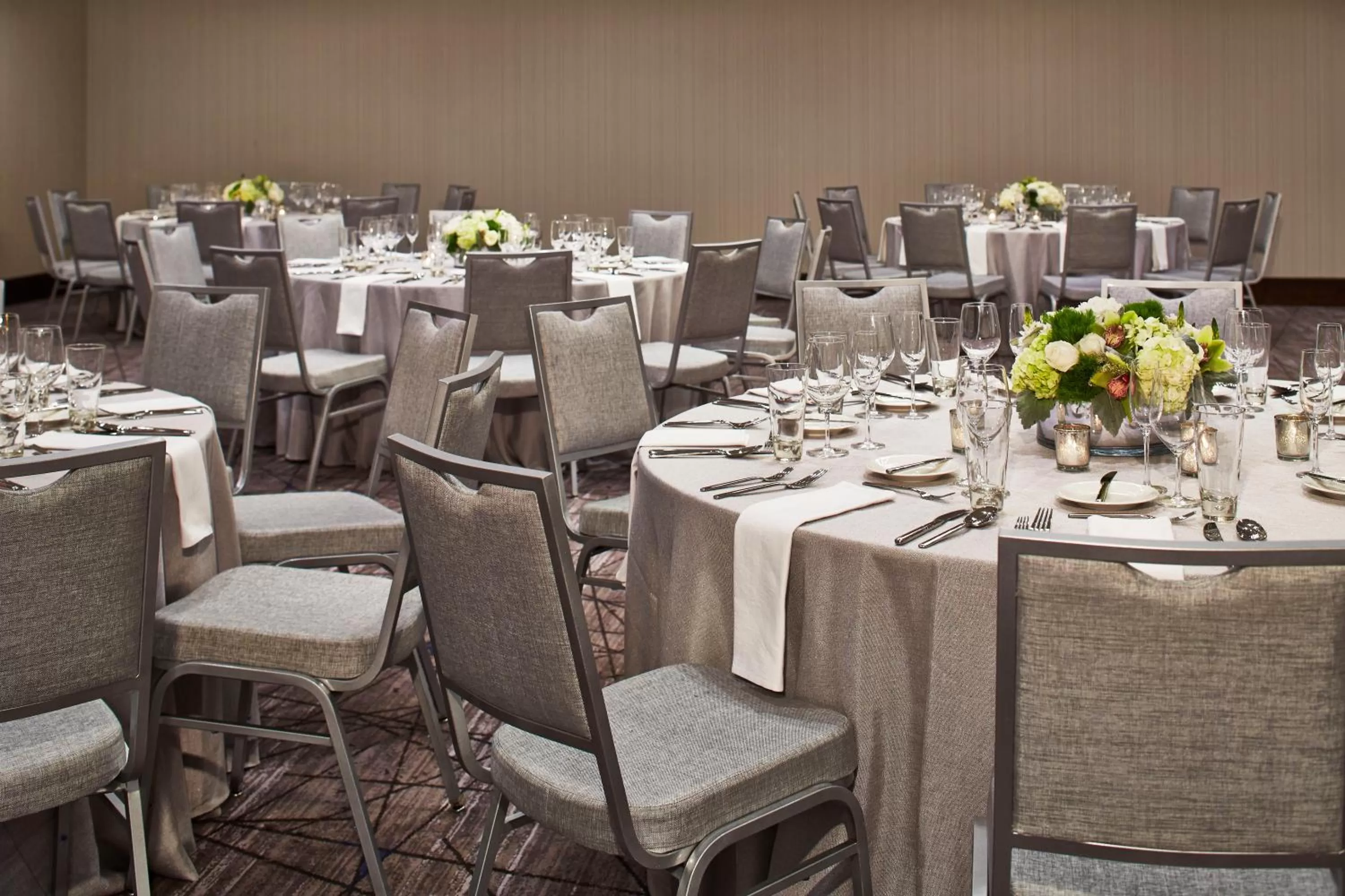 Restaurant/places to eat in Kimpton Overland Hotel - Atlanta Airport by IHG