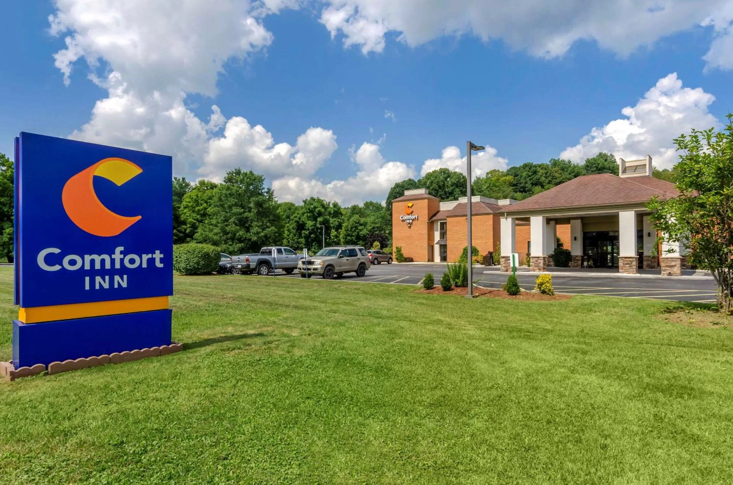 Property building in Comfort Inn Bluefield
