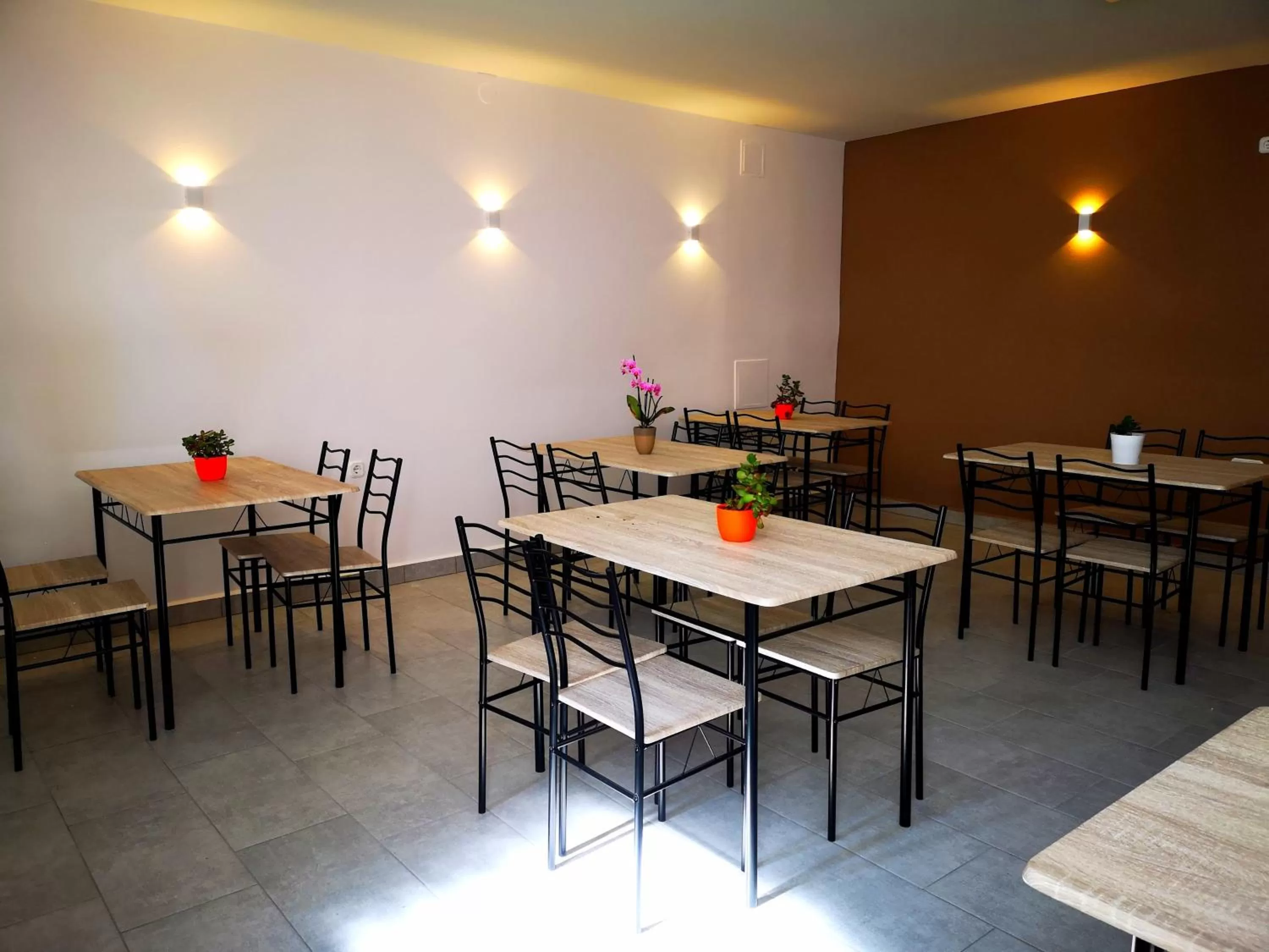 Restaurant/Places to Eat in Zöld Sziget Wellness