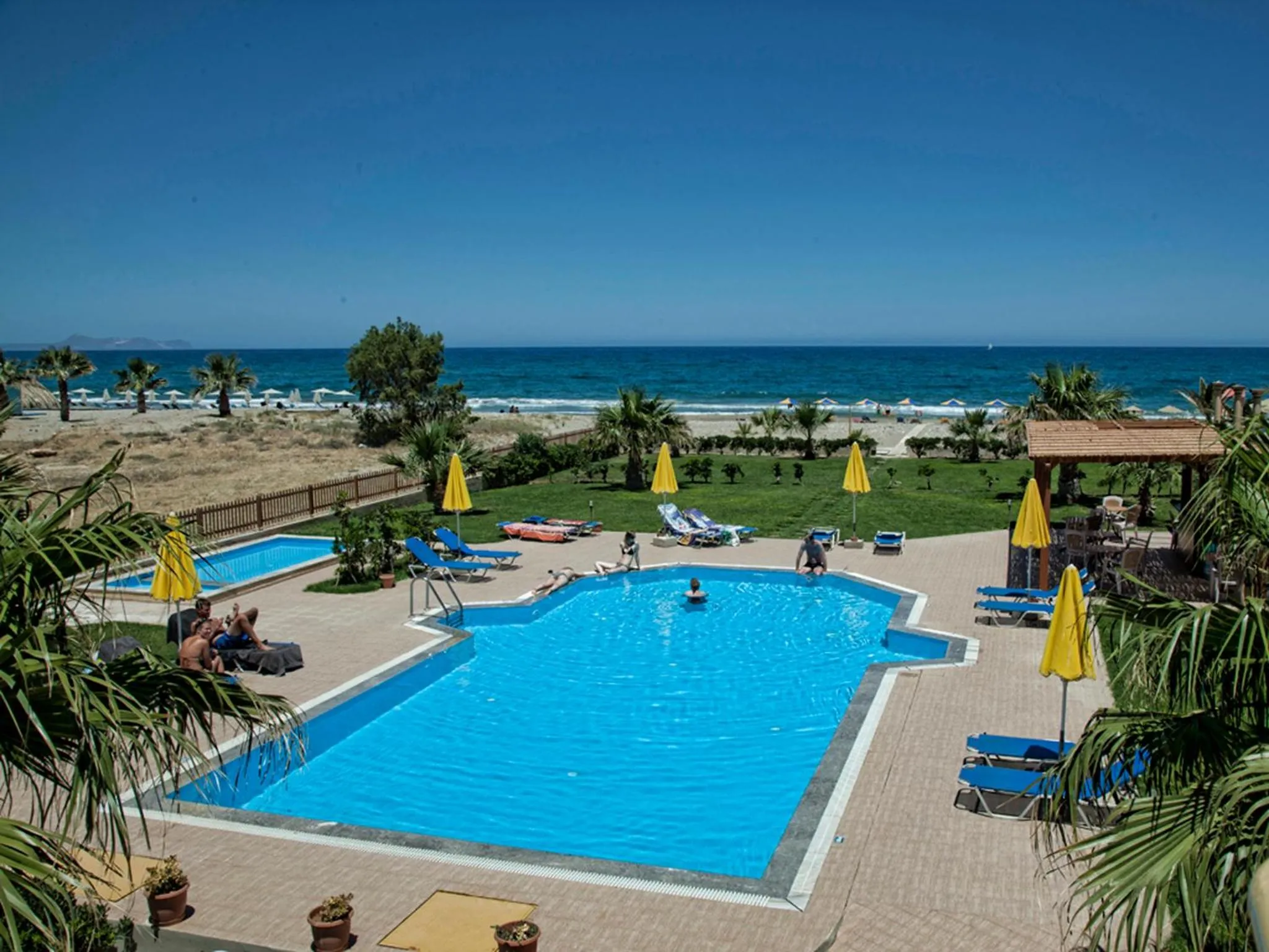 Swimming pool in Ilian Beach & Apartments
