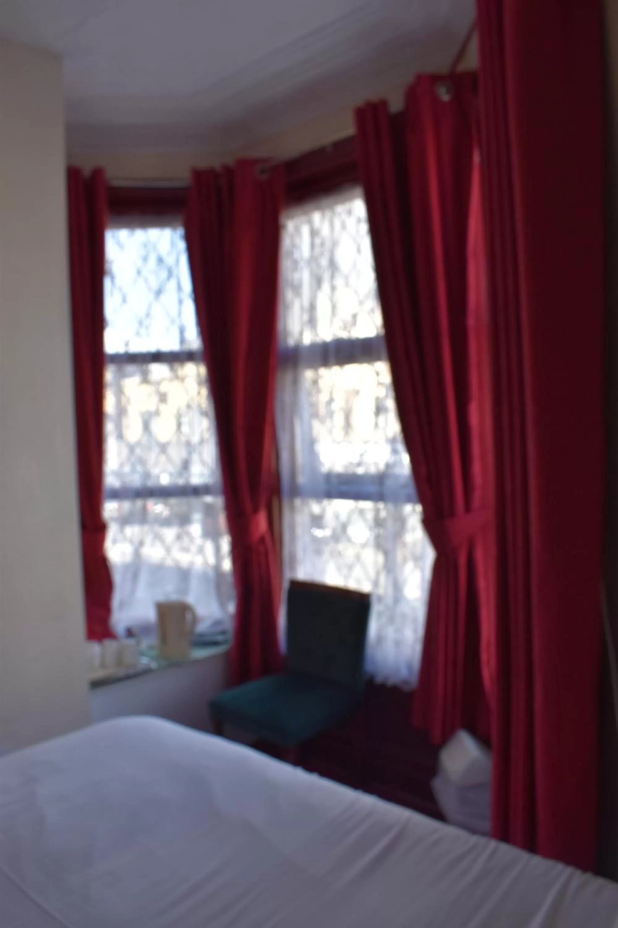 Bedroom, Bed in Lyndhurst Hotel