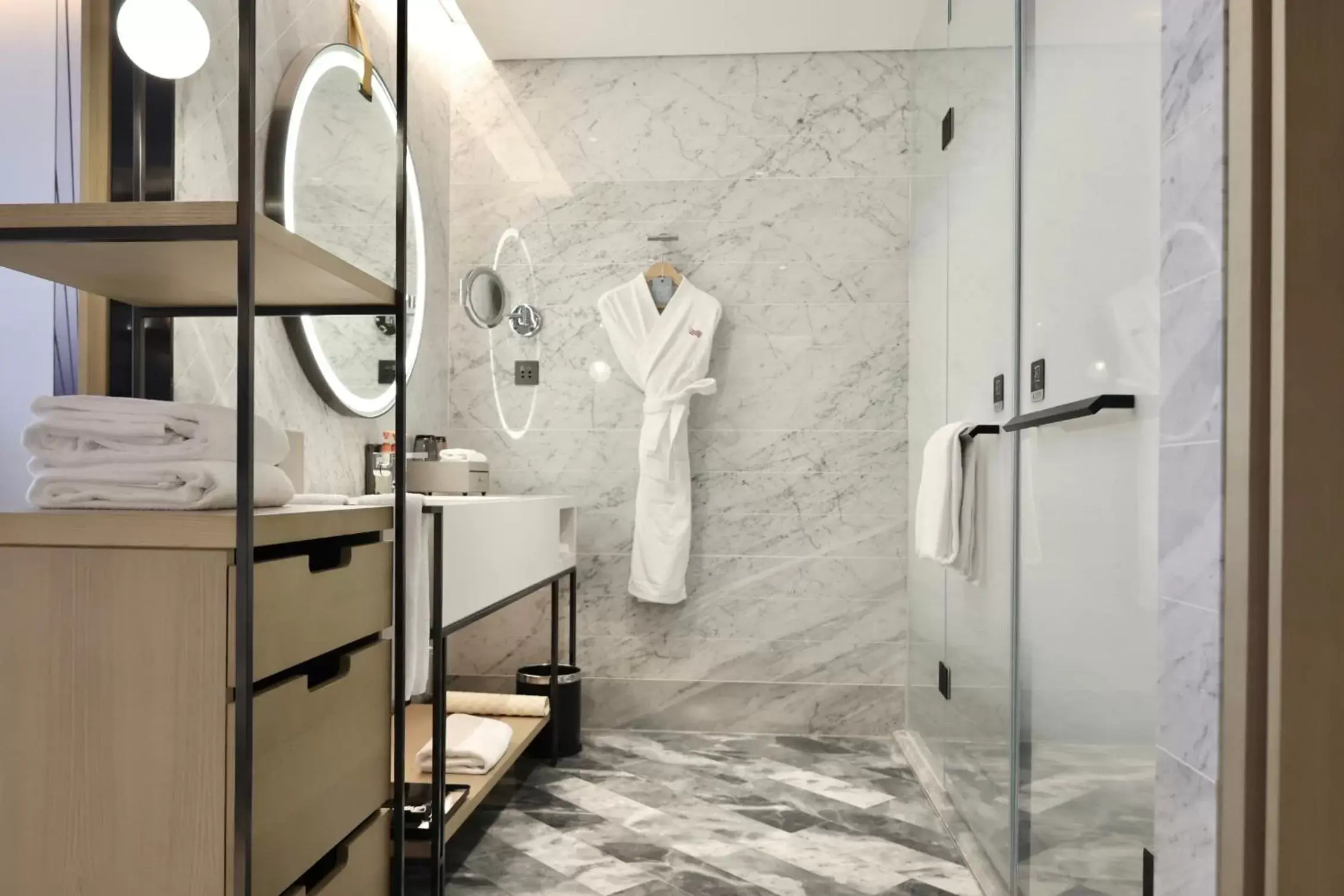 Standard King Room in Crowne Plaza Quanzhou Riverview by IHG Standard King Room in Crowne Plaza Quanzhou Riverview by IHG