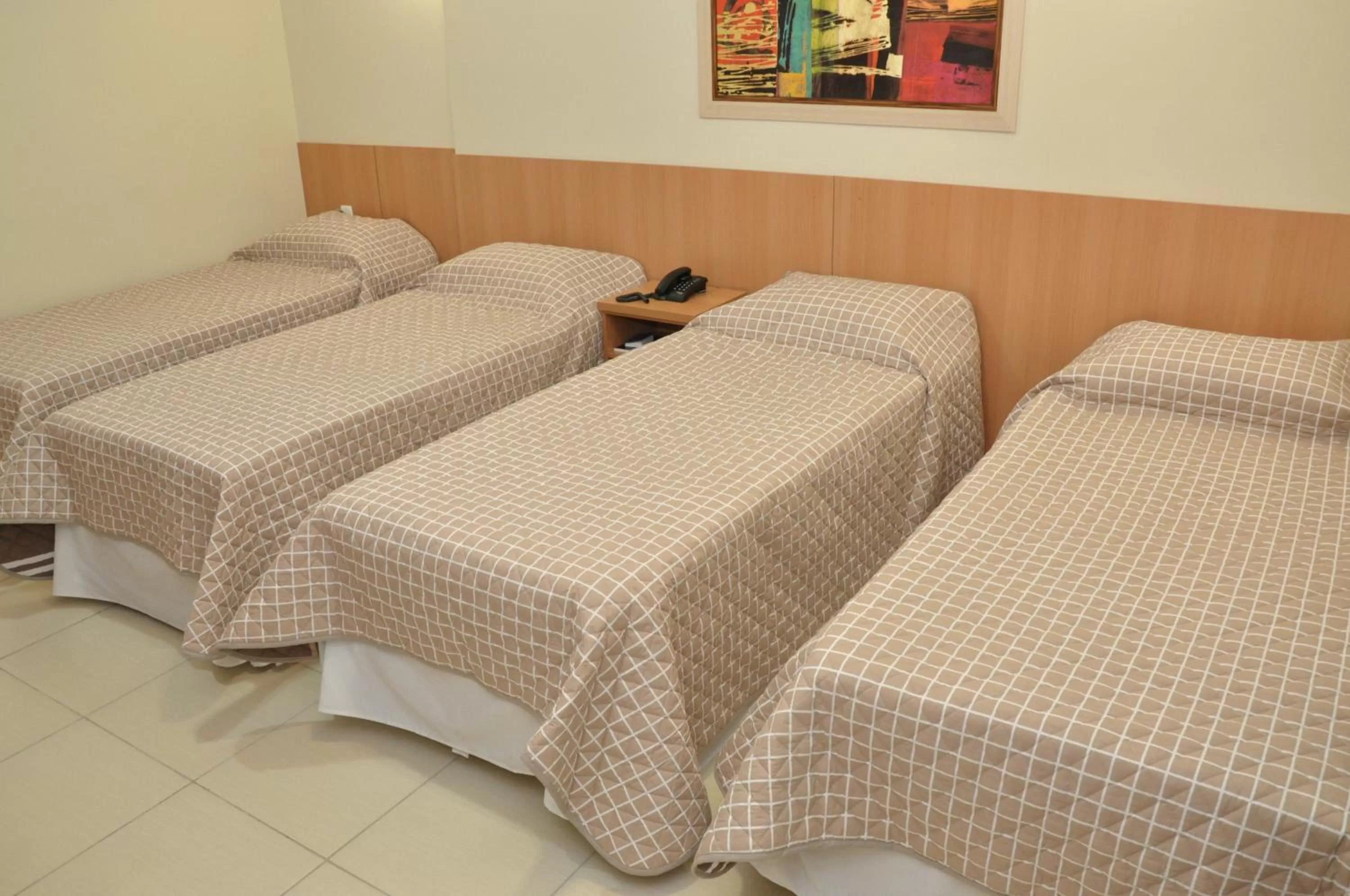 Bed in Lotus Hotel - à 6 km do Santuário de Aparecida-SP