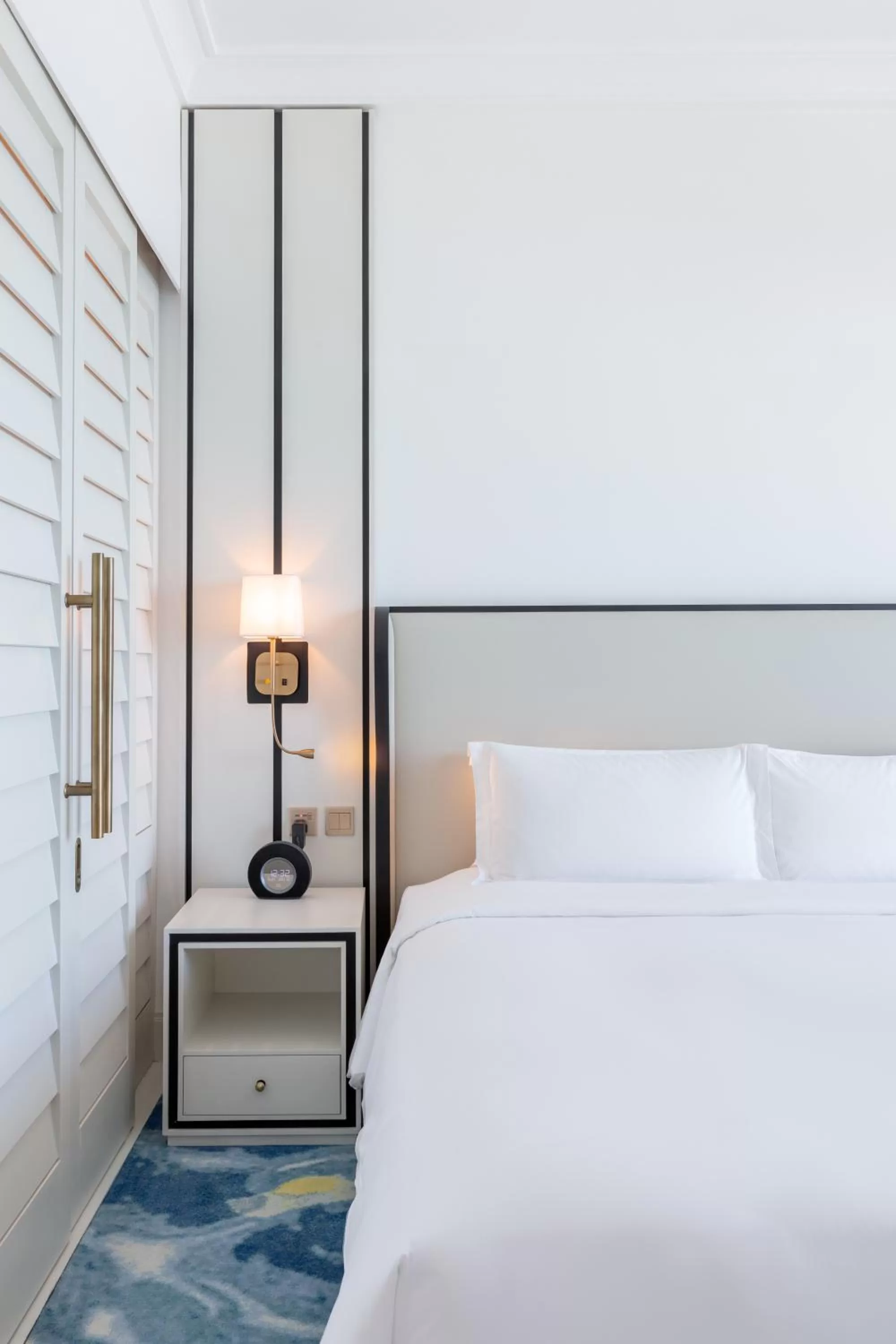 Bed in Sofitel Dubai Jumeirah Beach