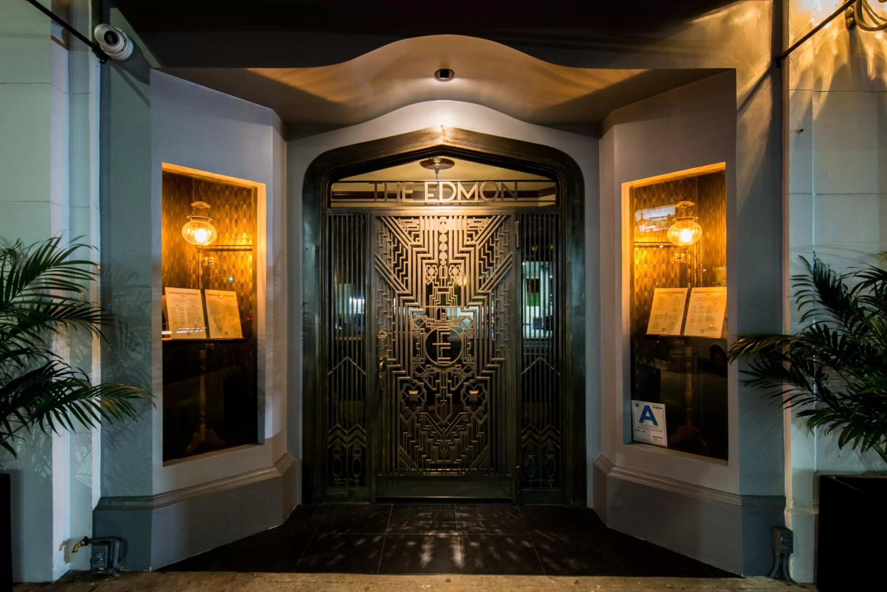 Facade/entrance in Hollywood Historic Hotel