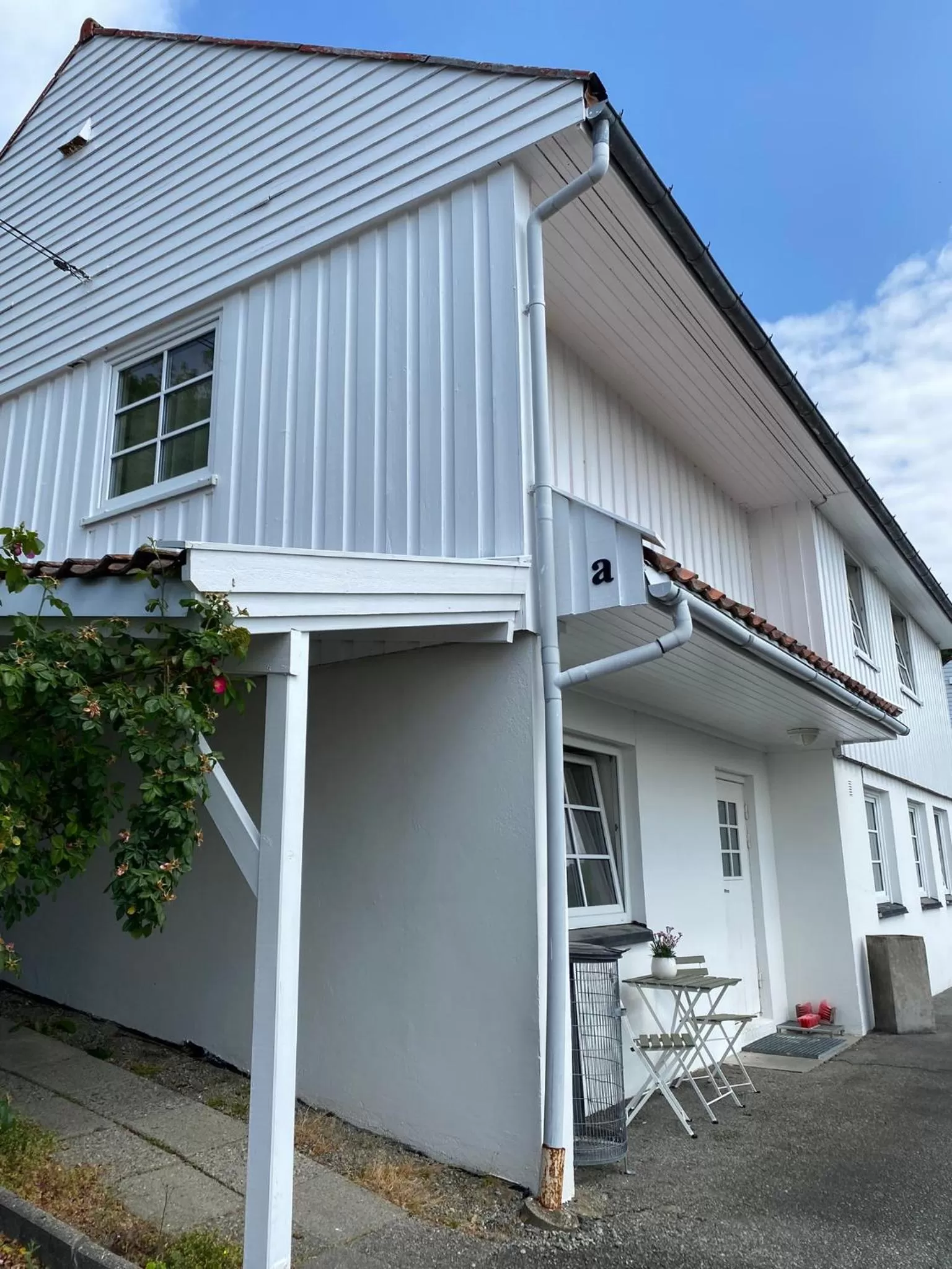 Property building in Lilland Brewery Hotel