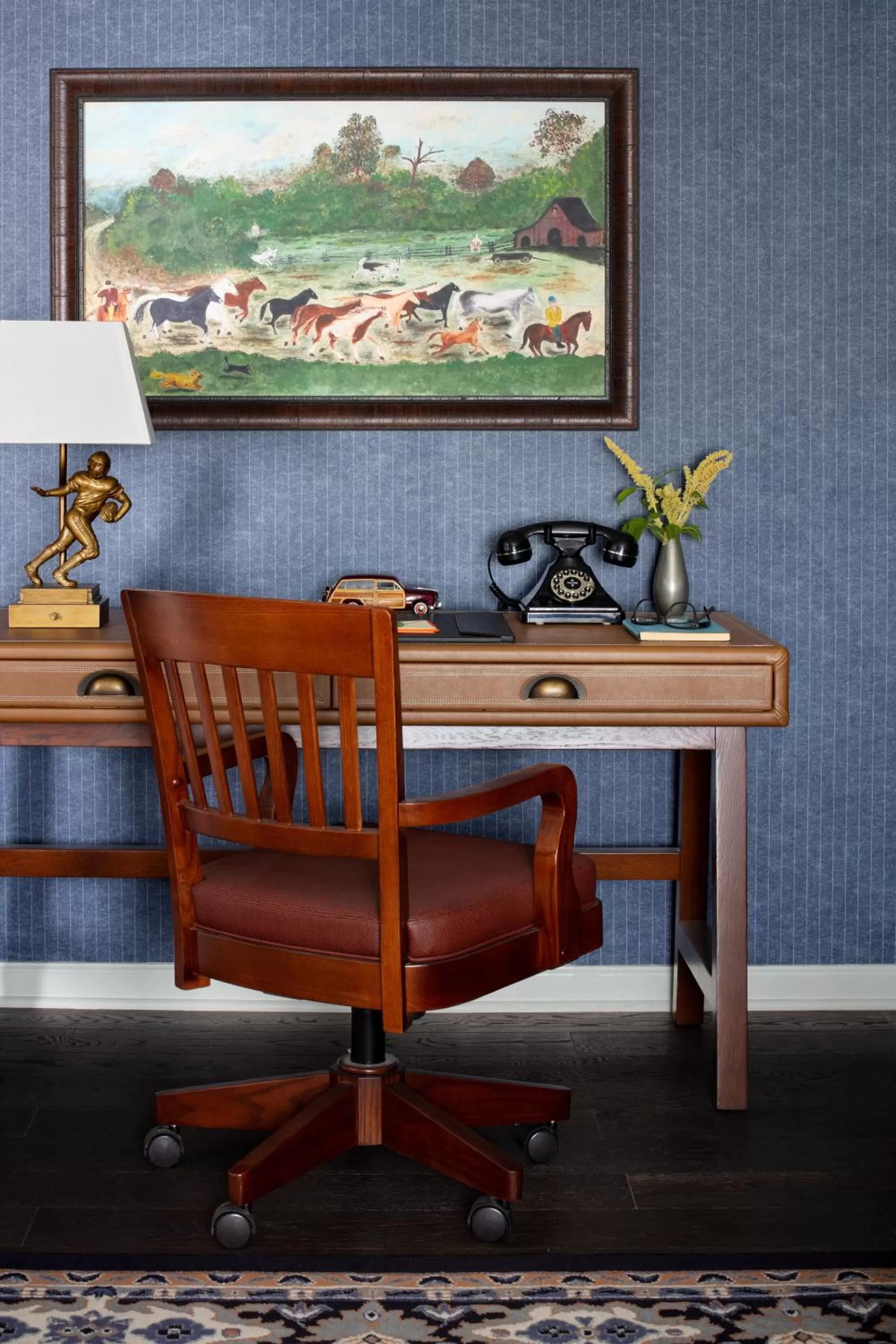 Seating area in Graduate by Hilton State College