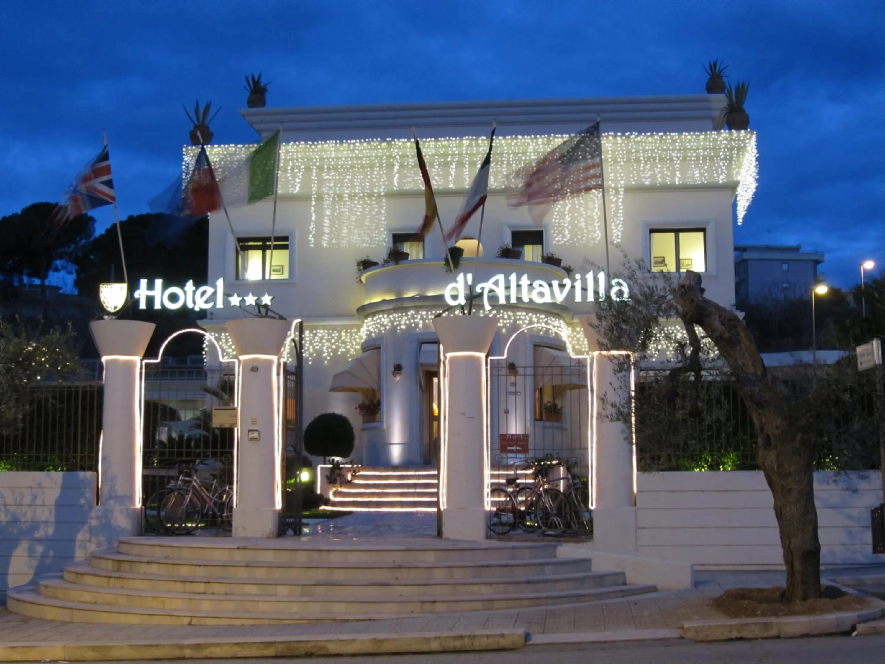 Facade/entrance in Hotel d'Altavilla