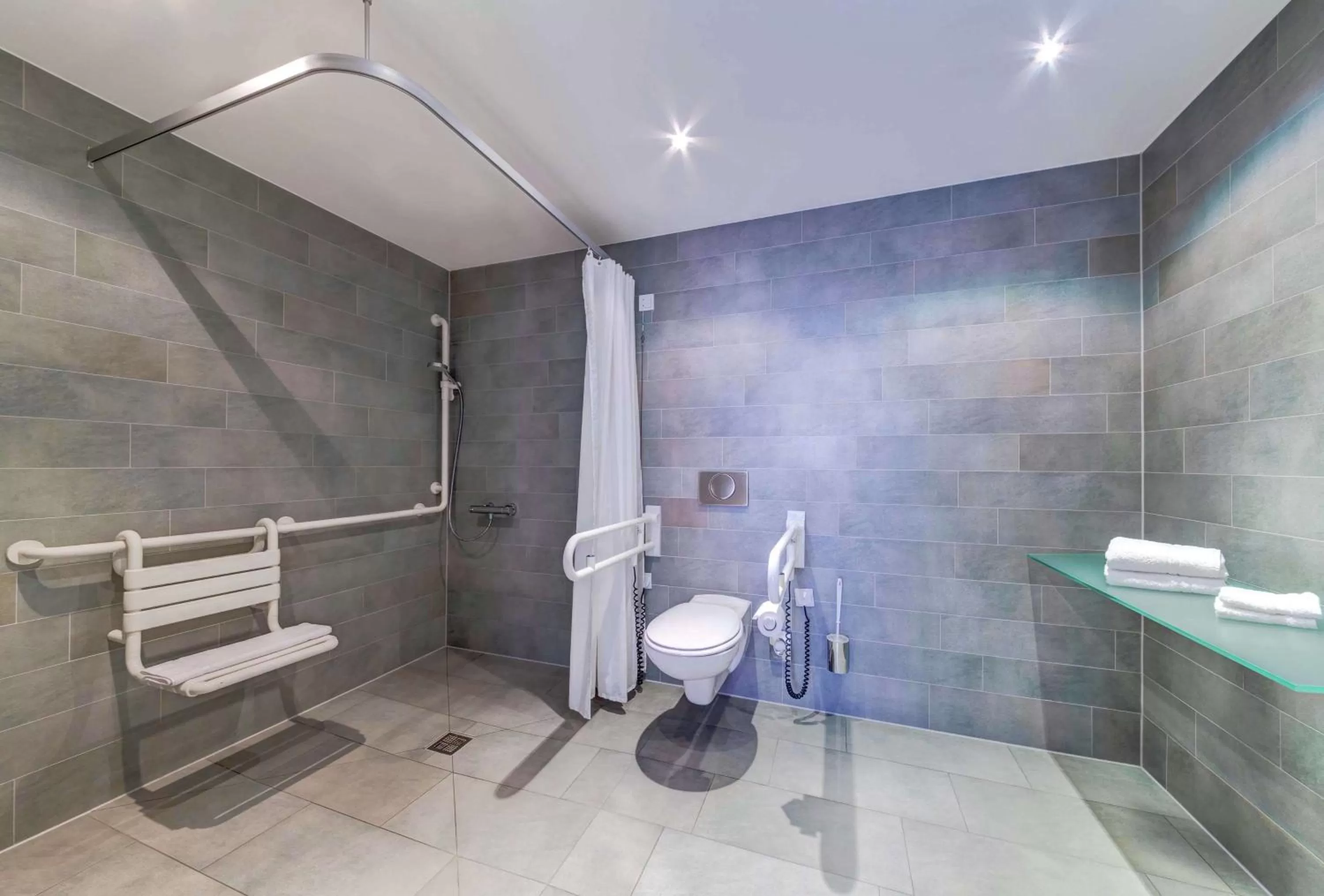 Bathroom in Hilton Garden Inn Stuttgart NeckarPark