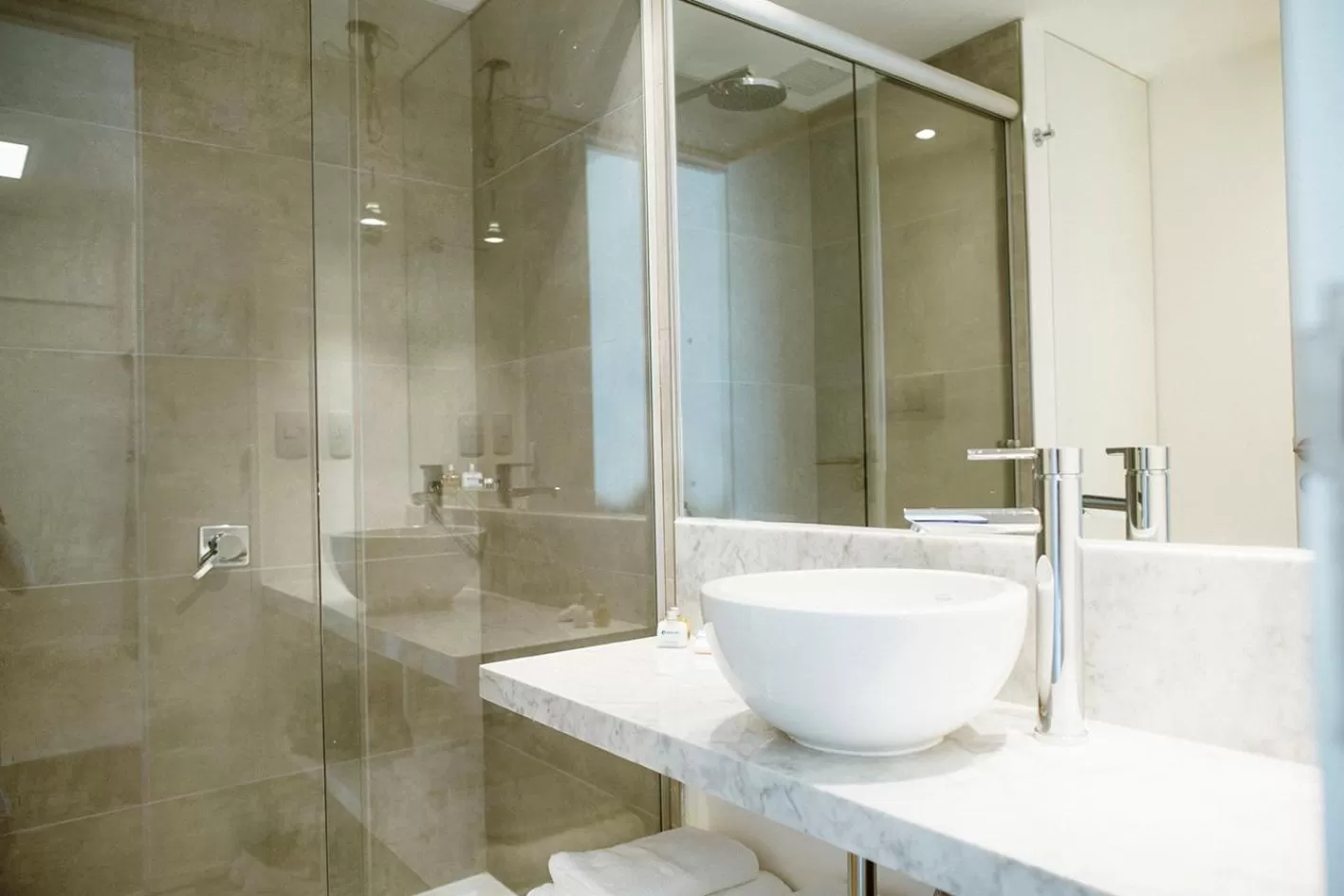 Bathroom in Nido at Quartier Dorrego