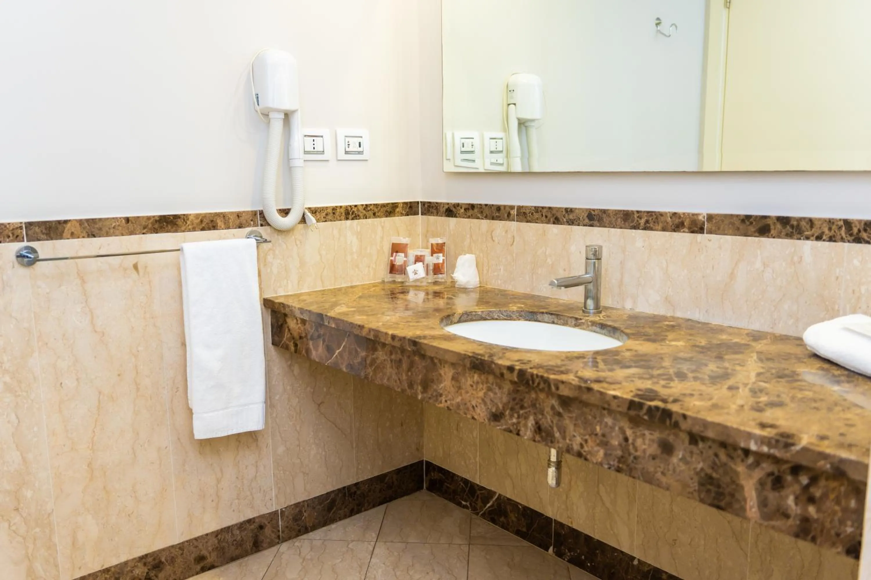 Bathroom in Grand Hotel Villa Itria Congress & Spa