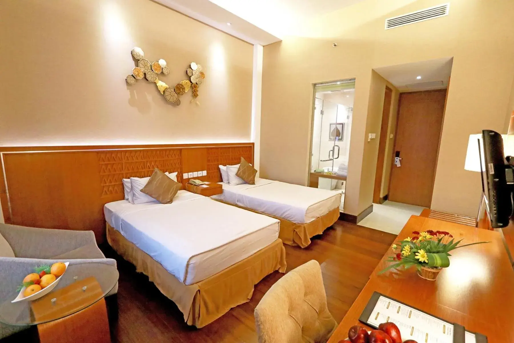 Deluxe Double or Twin Room in Patra Semarang Hotel & Convention Deluxe Double or Twin Room in Patra Semarang Hotel & Convention
