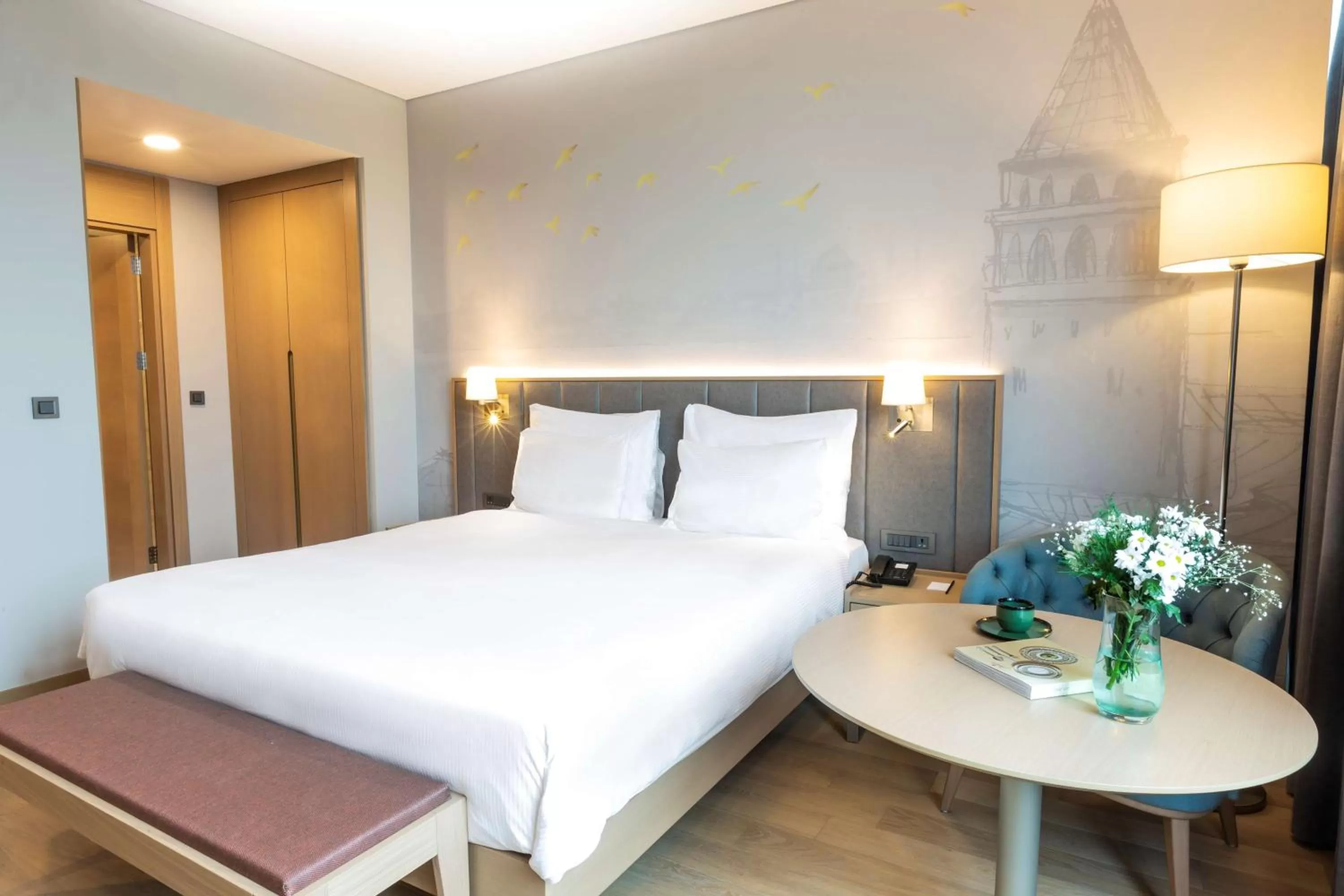 Bedroom, Bed in Radisson Hotel Istanbul Harbiye