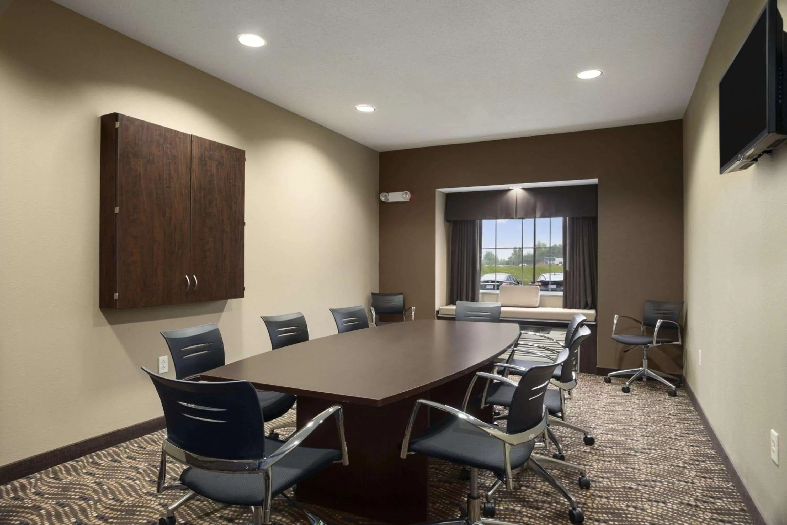 On site in Sonesta Essential Fairmont