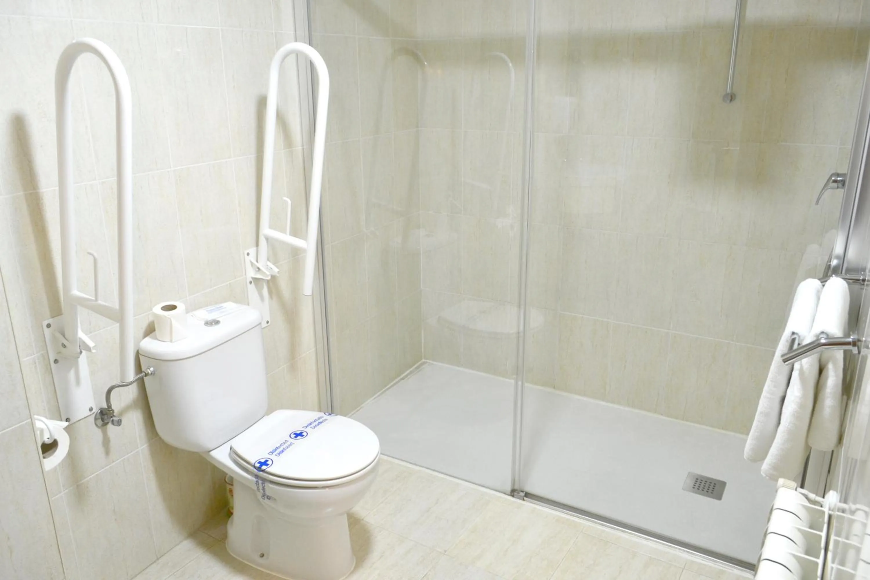 Bathroom in Hotel Los Templarios