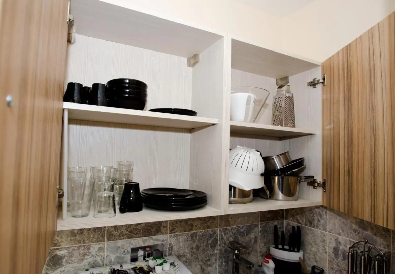 Kitchen or kitchenette, Kitchen/Kitchenette in William's Hillsborough Apartments