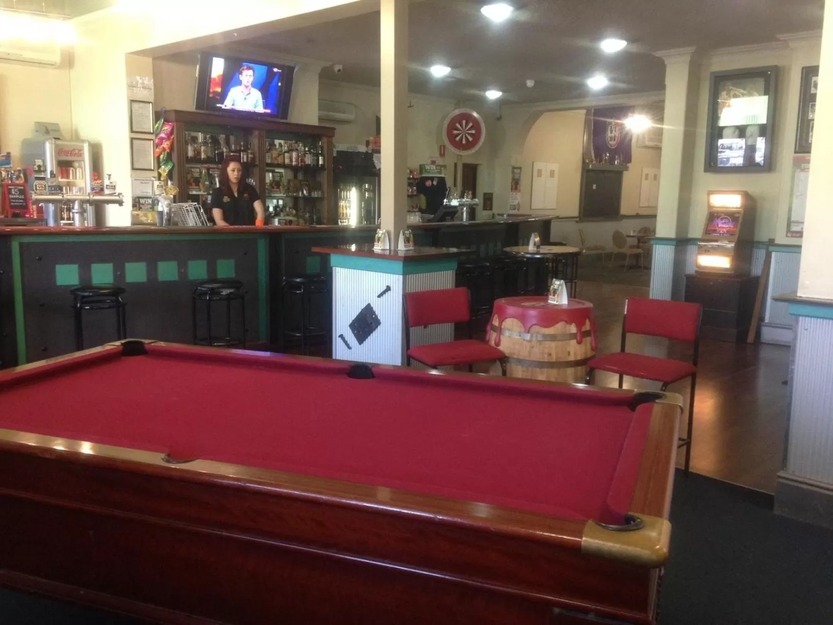 Alcoholic drinks in Budget Motel