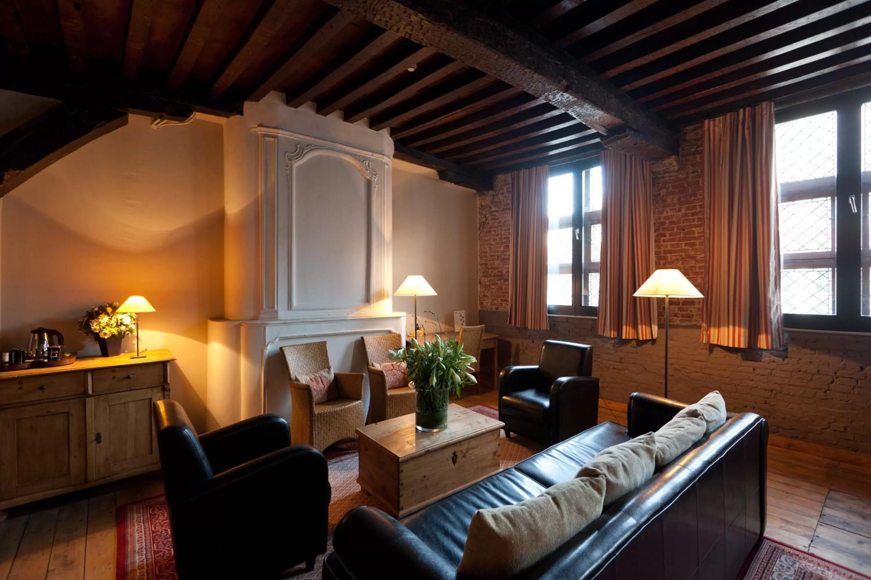 Living room in Ghent River Hotel