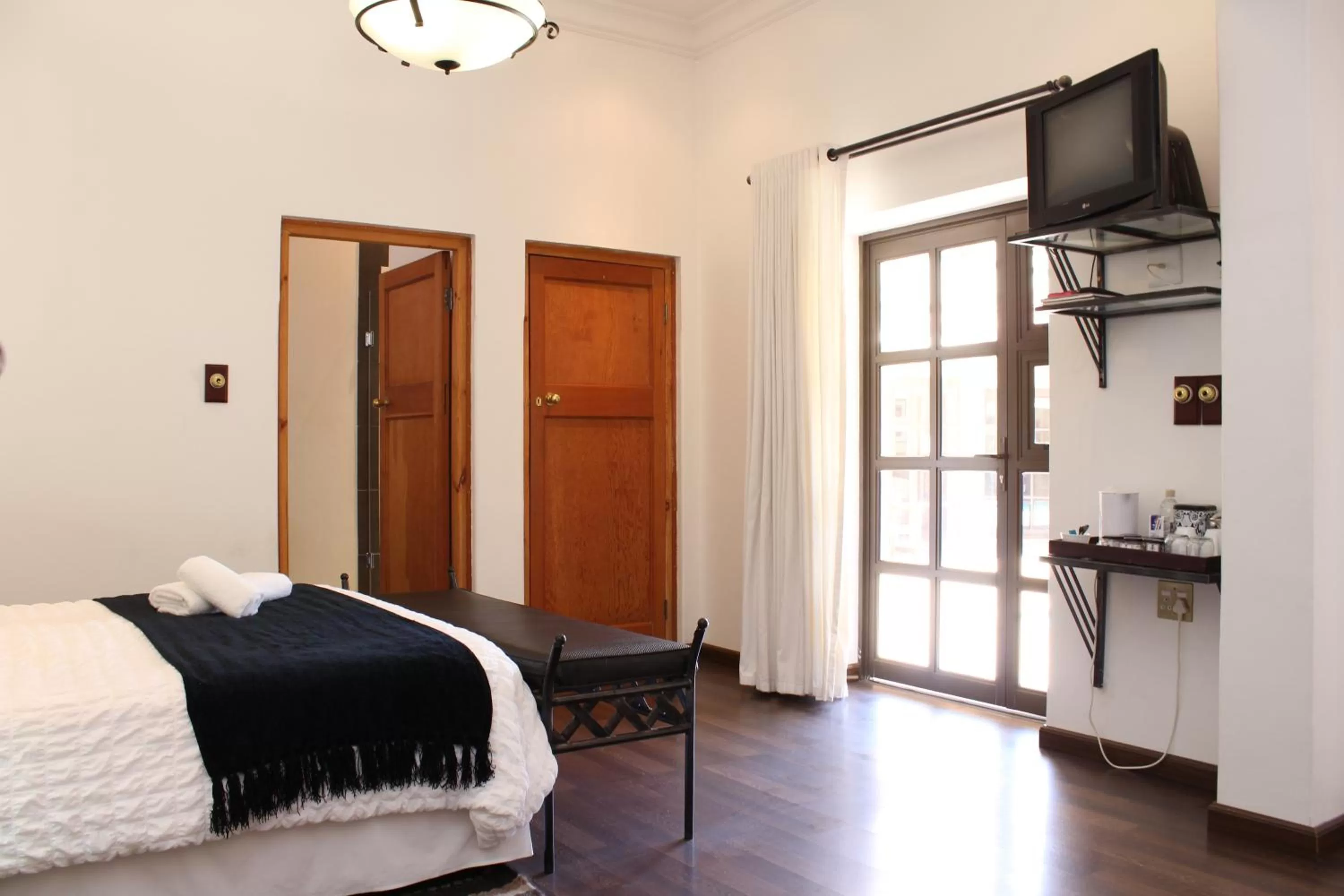 TV/Entertainment Center in Villa Palma