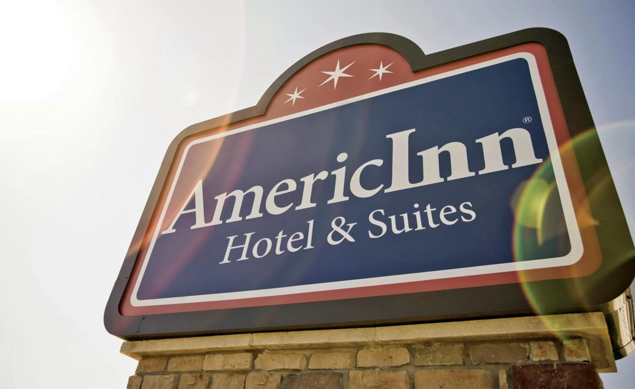 Day in AmericInn by Wyndham West Bend