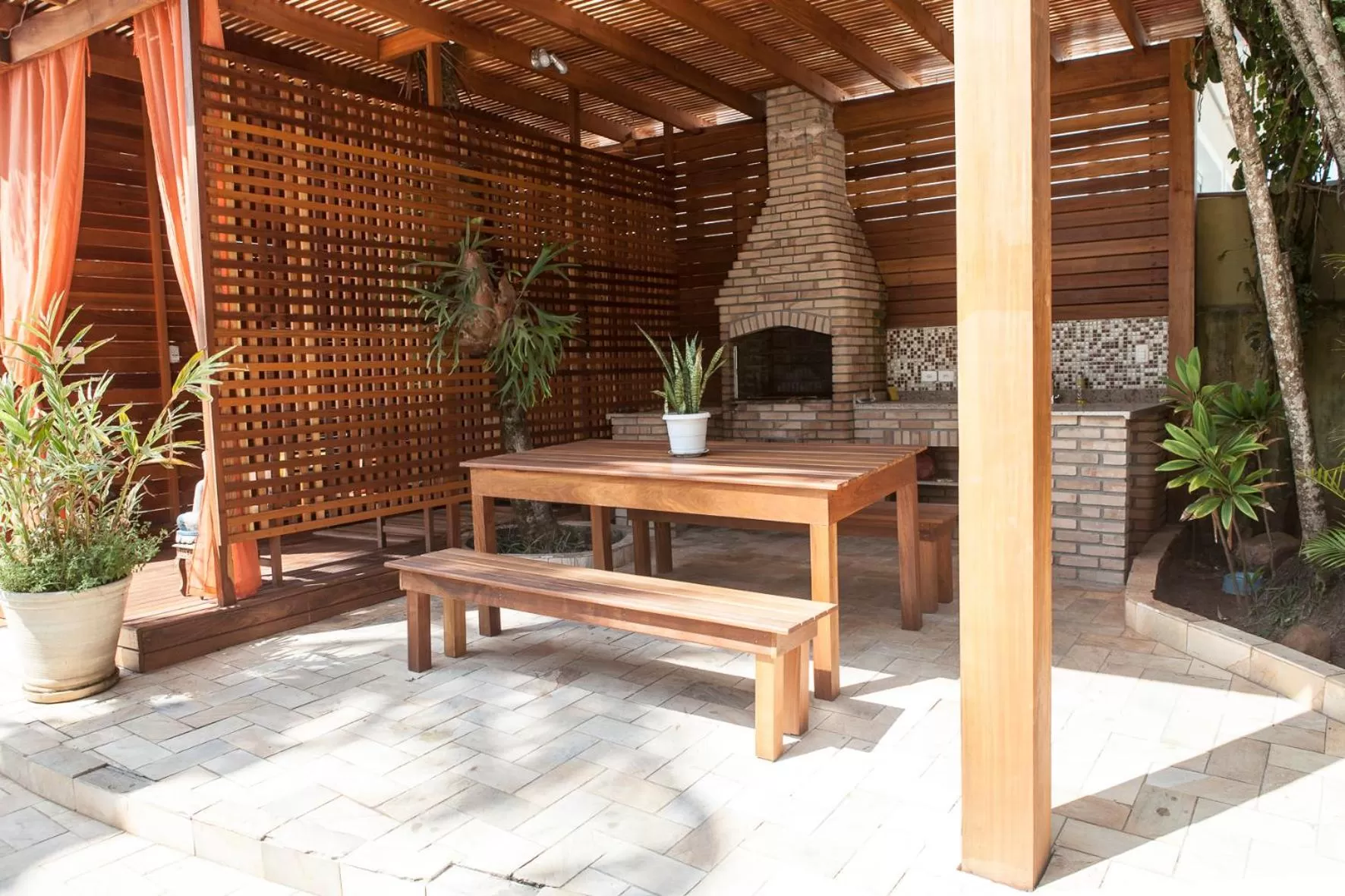 Restaurant/places to eat in Hotel Vicino al Mare - Frente mar