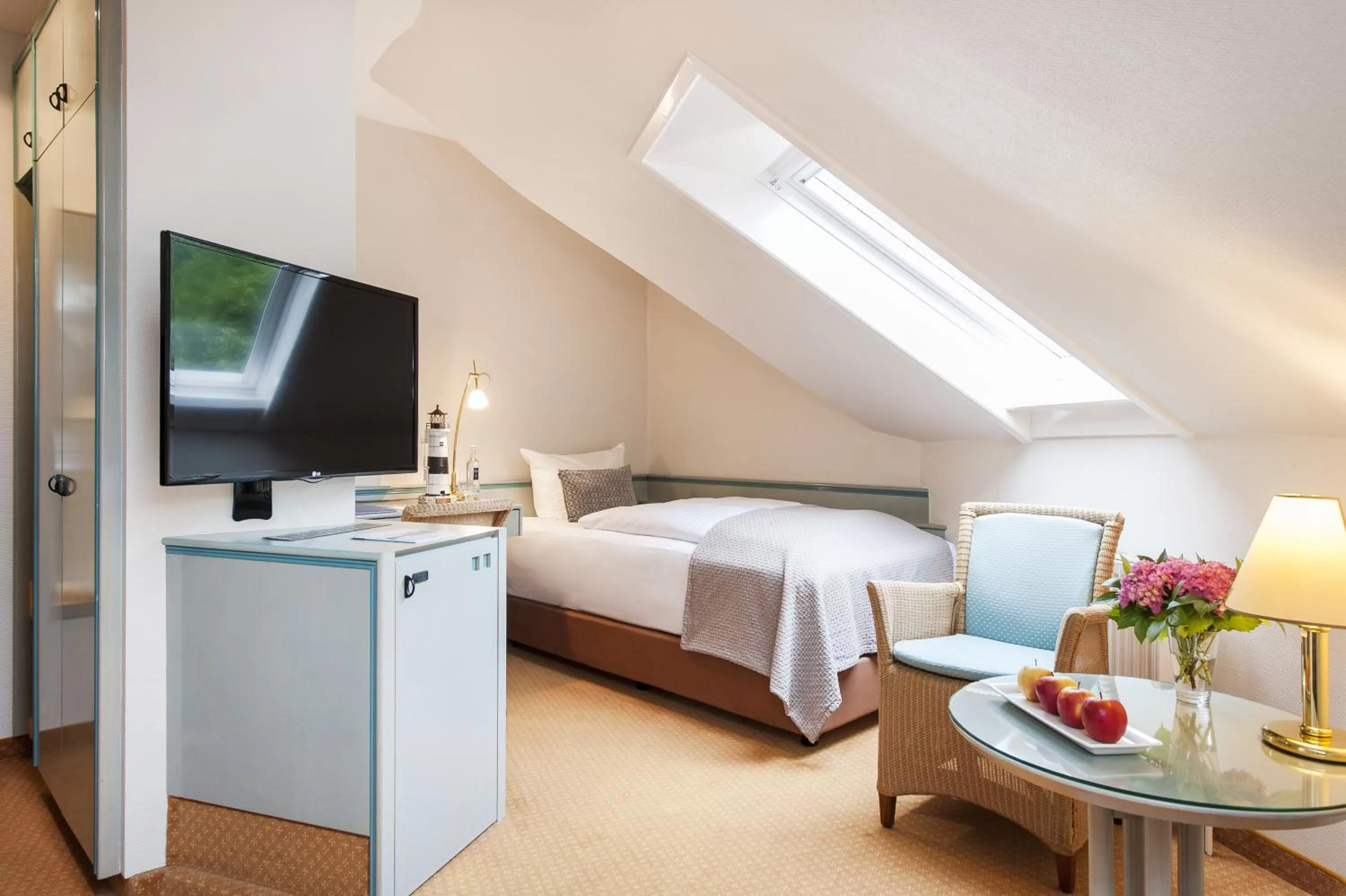 Photo of the whole room, Bed in Hotel Birke - Appartments Waldesruh