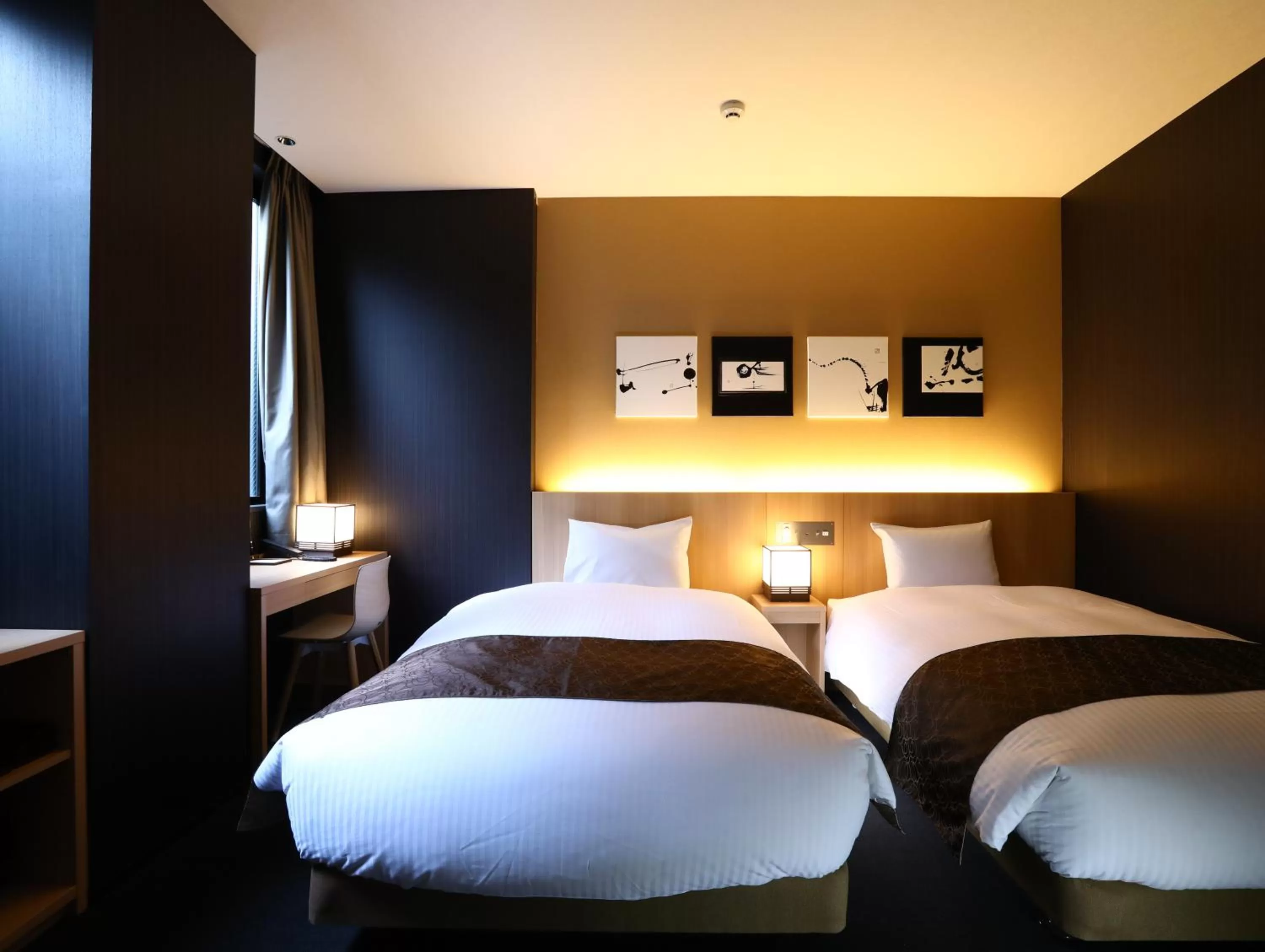 Facility for disabled guests, Bed in Hotel Wing International Kyoto - Shijo Karasuma